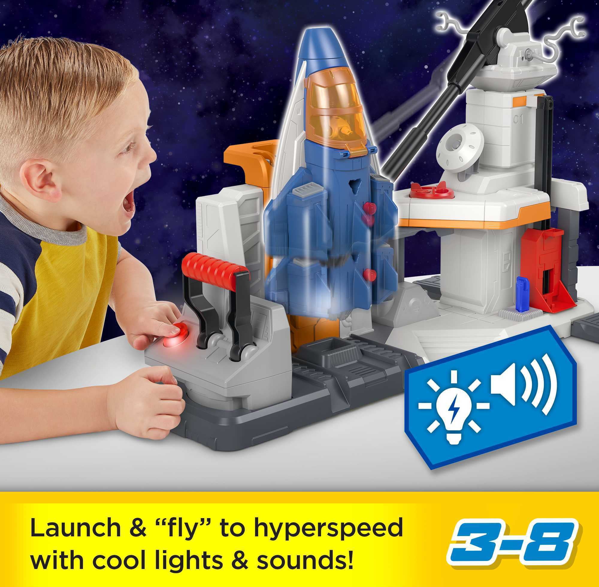 Disney and Pixar Lightyear Imaginext Lift and Launch Star Command Playset with Buzz Lightyear Figure