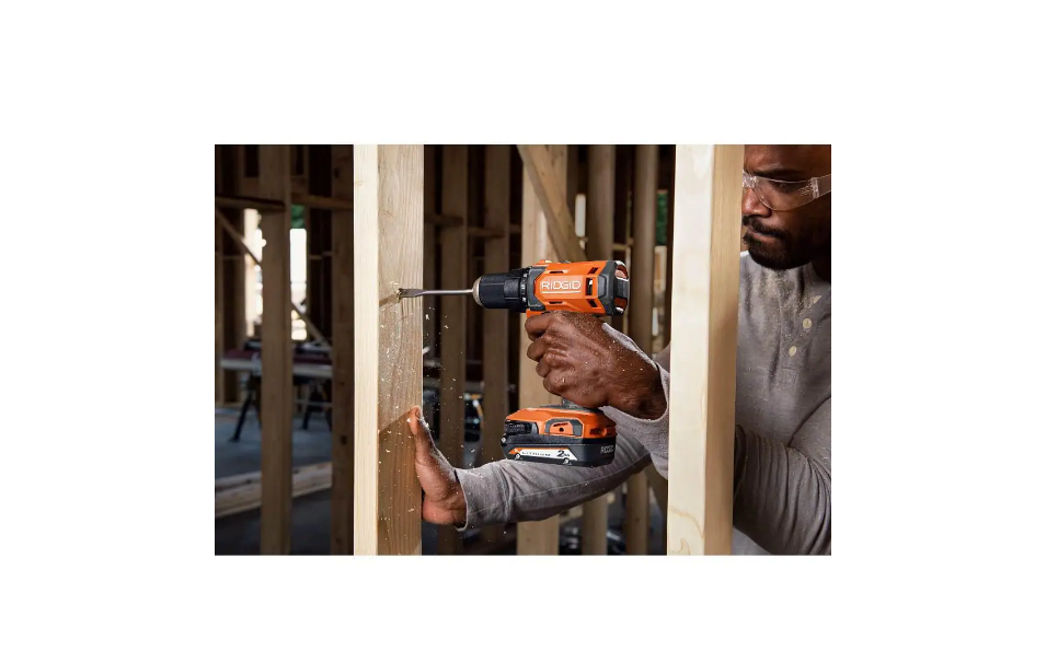 RIDGID R9257SB2 18V Cordless 5-Tool Combo Kit with (1) 2.0 Ah Battery， (1) 4.0 Ah Battery， Charger， and Bag