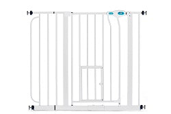 Carlson Extra Wide Walk Through Pet Gate with Small Pet Door， Pressure Mount Kit and Wall Mount Kit