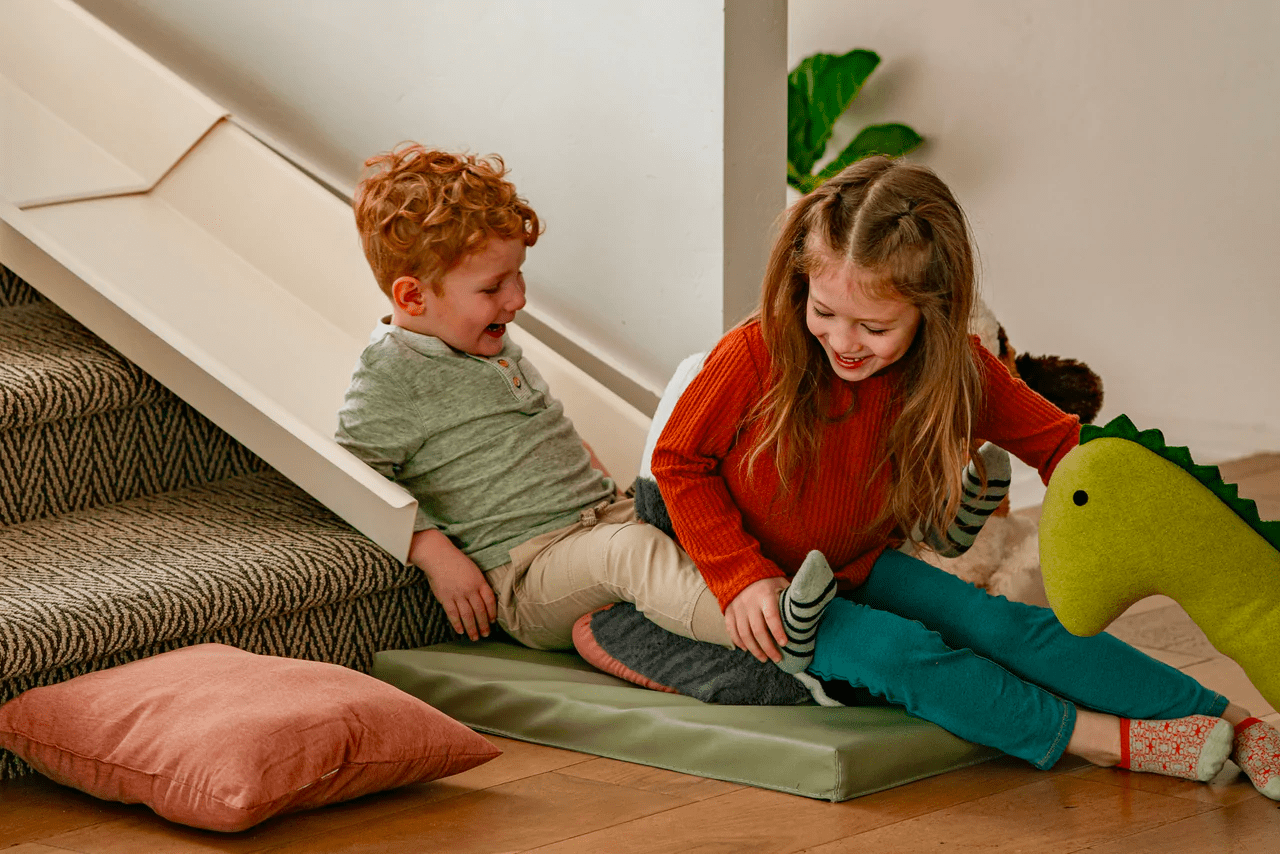 The Original StairSlide - Portable， indoor， slide for kids ages 3-12.  Single slide unit