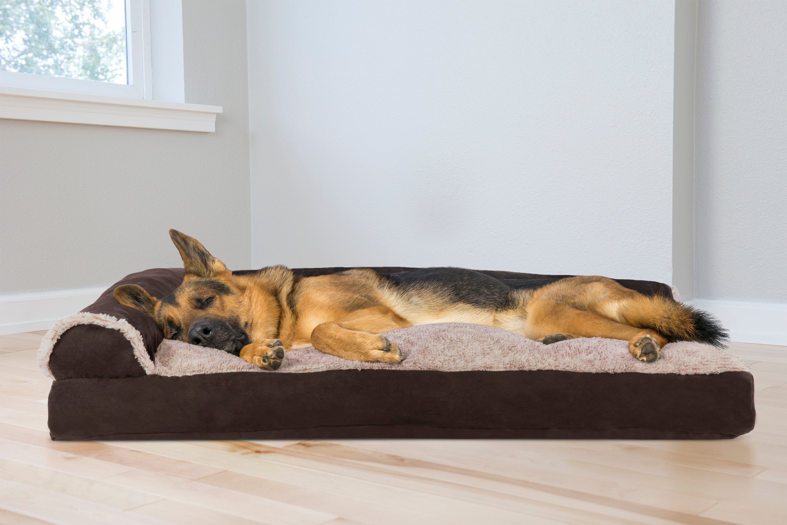 FurHaven Pet Products | Faux Fur and Suede Chaise Lounge Pillow Sofa-Style Pet Bed for Dogs and Cats， Espresso， Jumbo