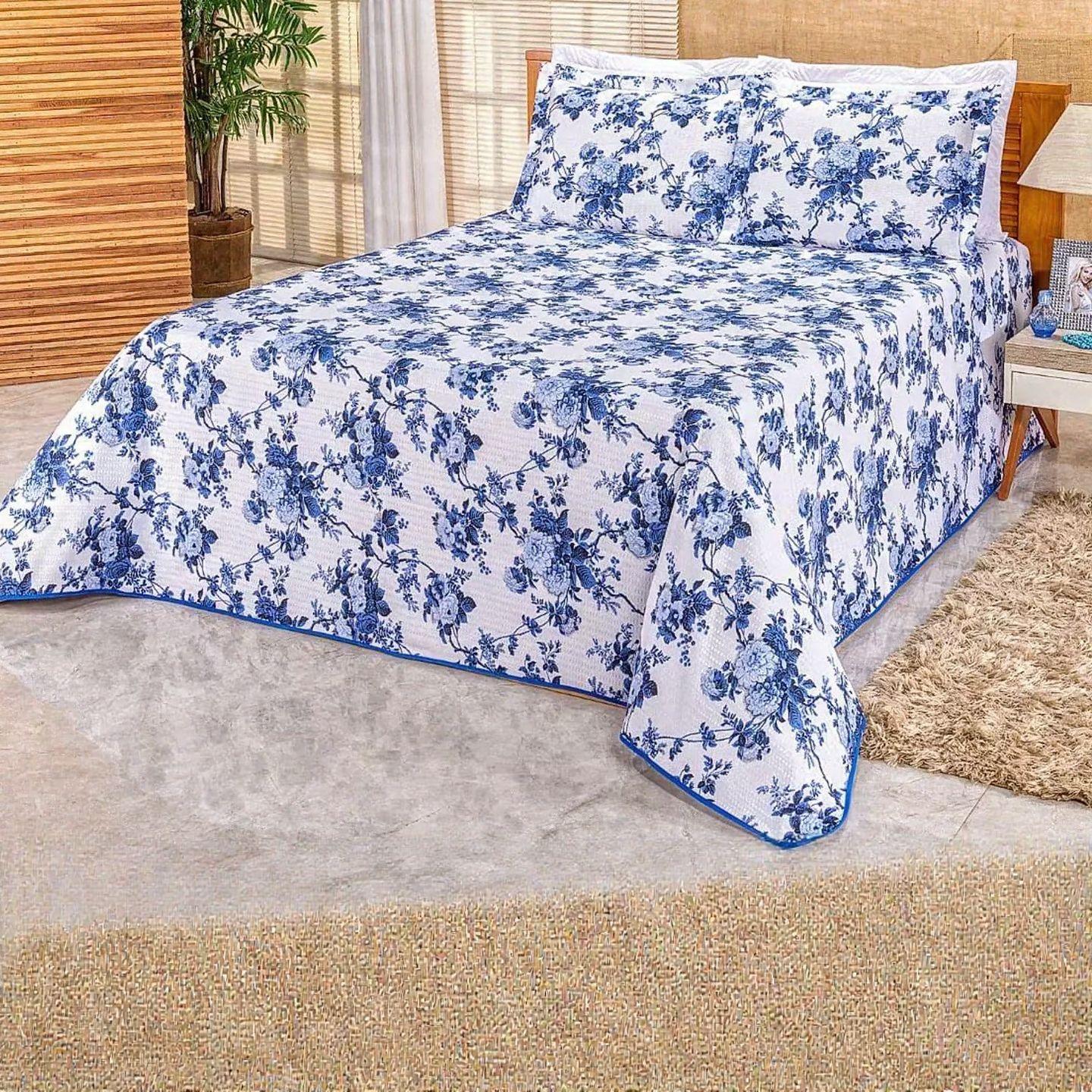 Jogo de Cama Floratta™ 3 Peças em Piquet Texturizado para Noites Aconchegantes / Toque Macio e Estampa Sofisticada para um Quarto Elegante!