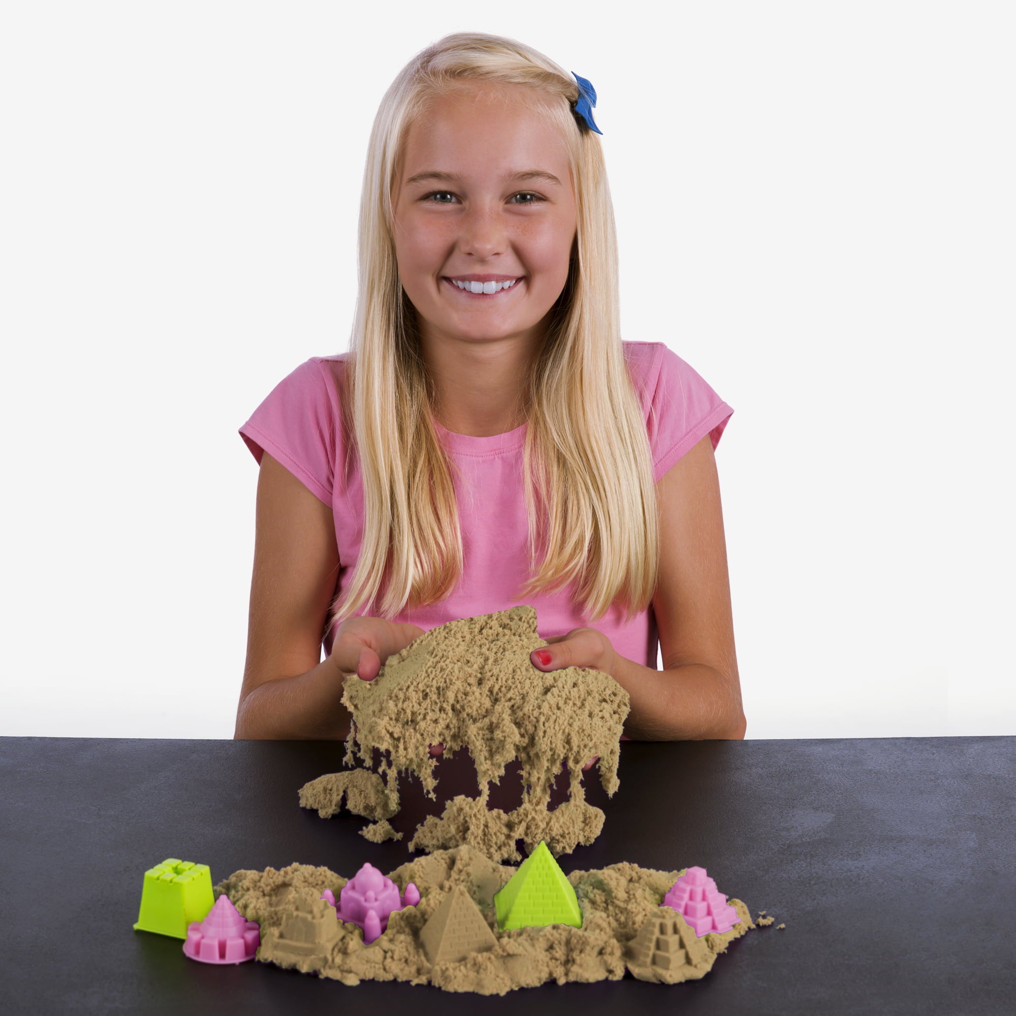 National Geographic Play Sand - 6 lbs of Sand with Castle Molds (Natural Sand color) - A Fun Sensory Sand Activity