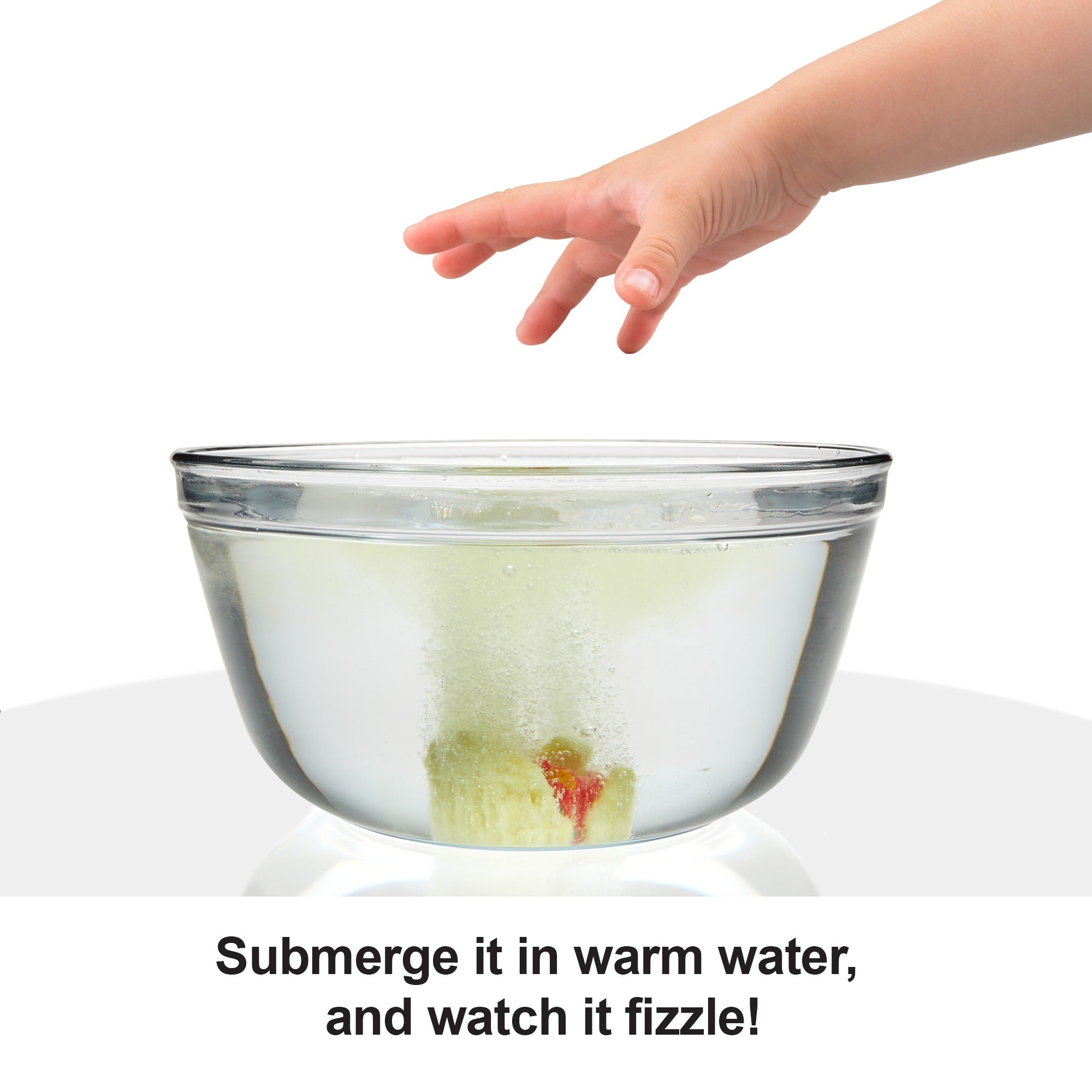 Thomas and Friends MINIS Fizz 'n Go Cargo Thomas and French Bulldog