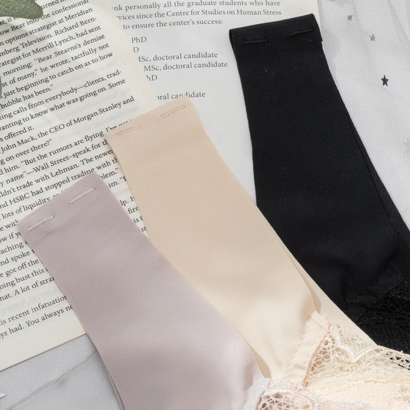 Kit Sutiãs Female™ em Seda Gelo com Fechamento Frontal e Detalhes em Renda