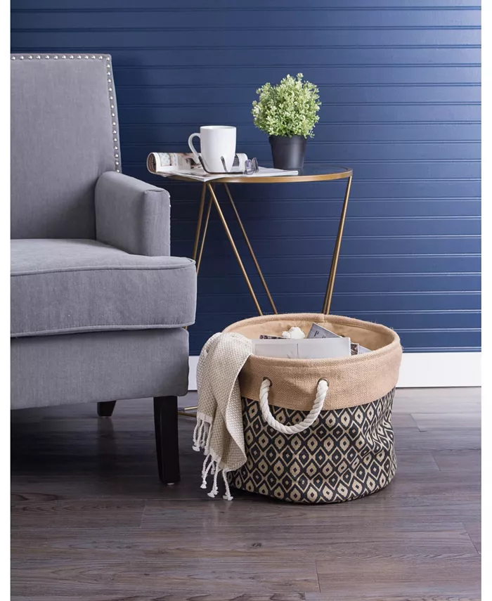 Design Imports 16