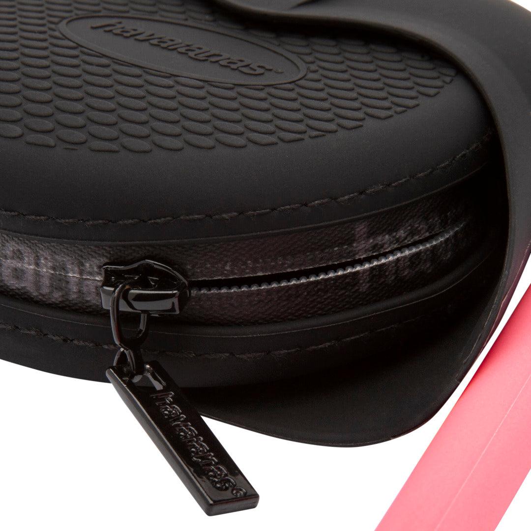 Porta Fone de Ouvido Havaianas Star Wars Darth Vader Preto