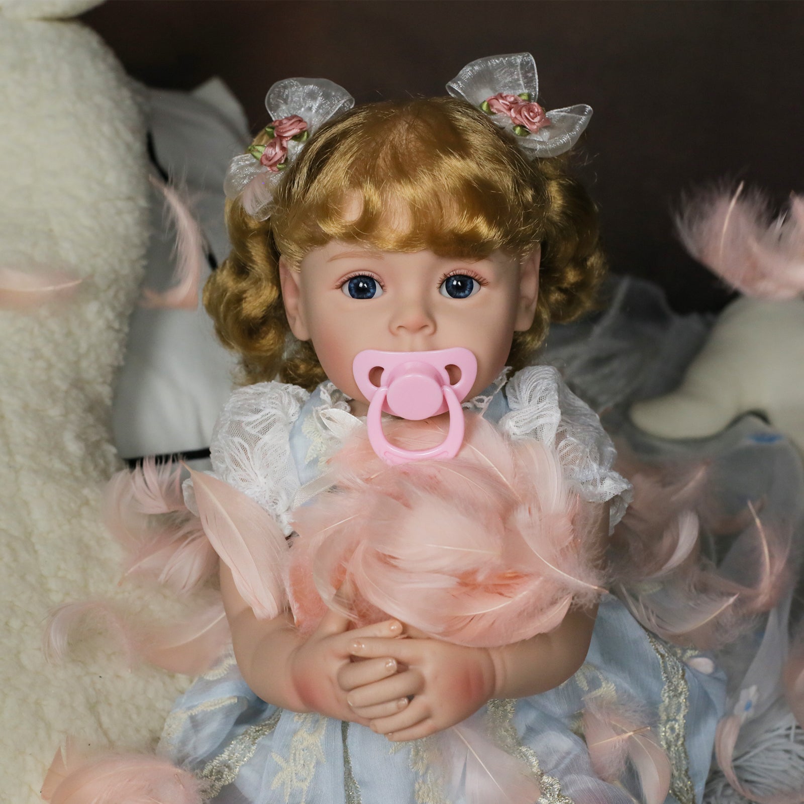 Lifelike Reborn Baby Dolls Girl, 18 Inch Realistic Baby Doll Silicone Full Body with Blond Hair, Baby Toddler with Doll Accessories for Kids Age 3+