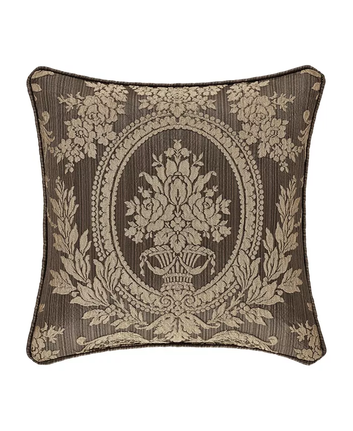 Five Queens Court Neapolitan Decorative Pillow， 18