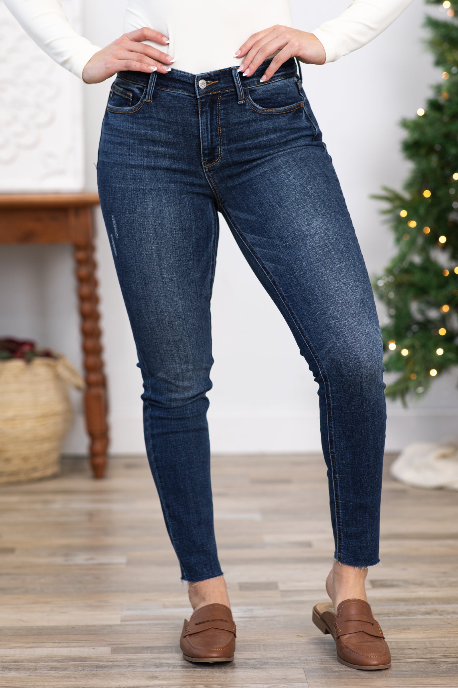 Judy Blue Vintage Dark Wash Skinny Jeans