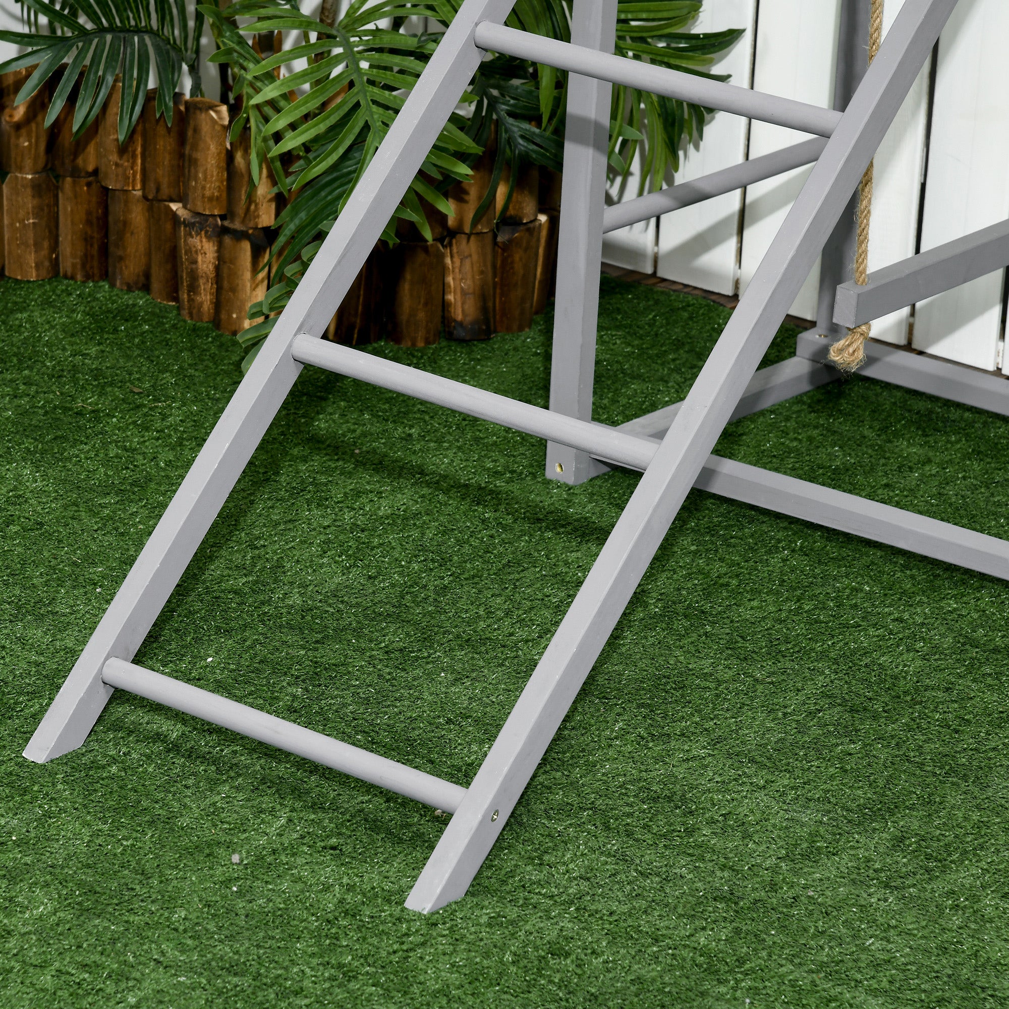 PawHut Chicken Activity Play with Swing Set for 3-4 Birds， Wooden Chicken Coop Accessory with Multiple Chicken Perches and Hen Ladder