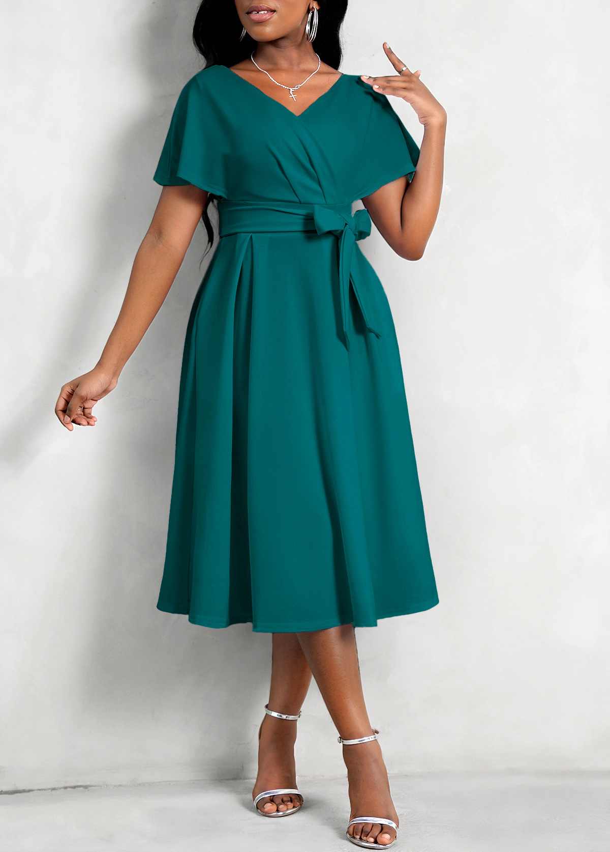 Short Sleeve V Neck Belted Dress