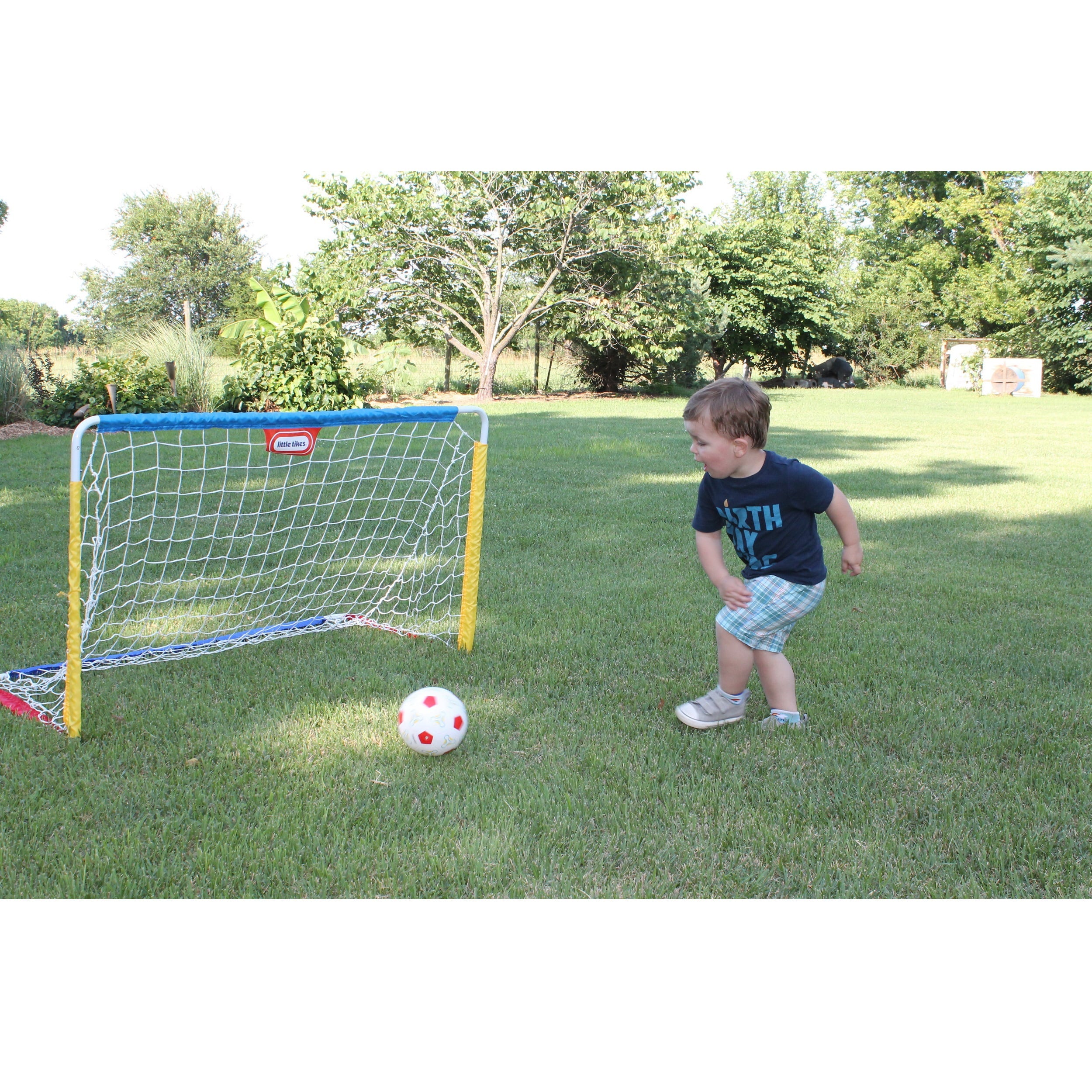 Little Tikes Easy Score Toy Soccer Set with Ball， Goal， and Pump- Toy Sports Play Set for Toddlers Kids Girls Boys Ages 3 4 5+ Year Old