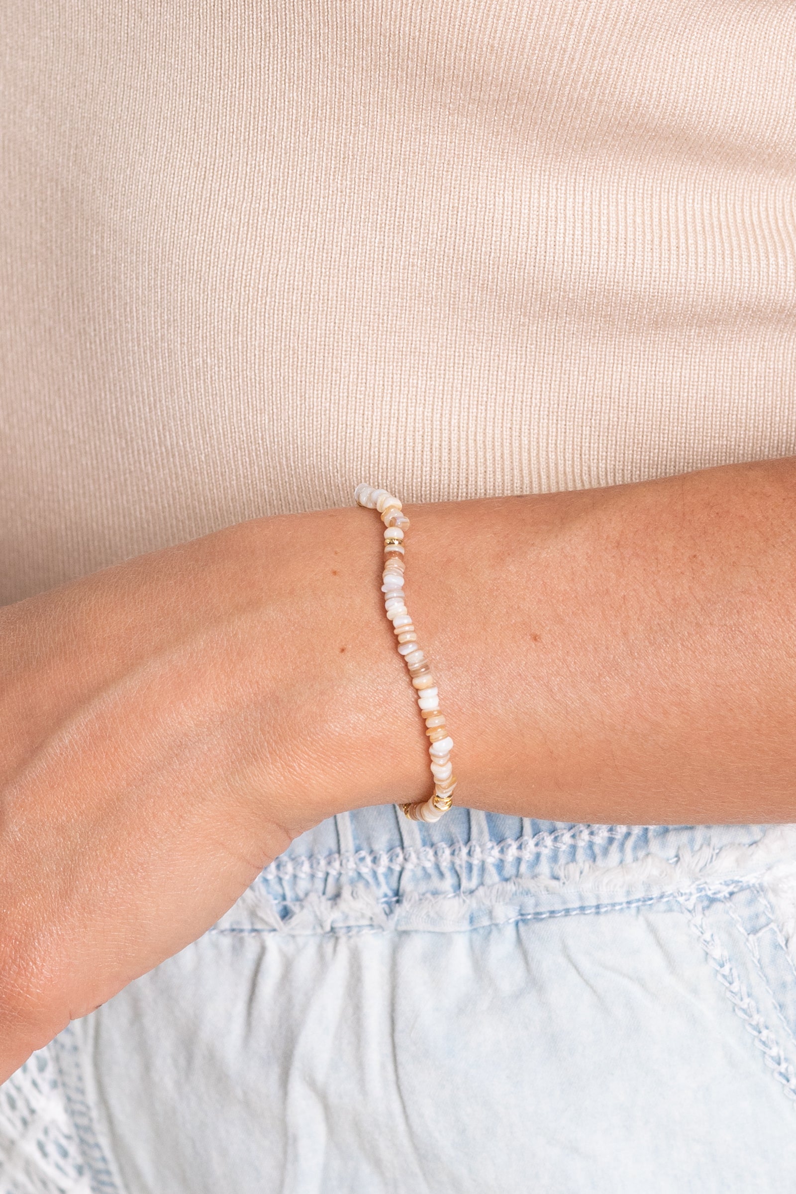 Dainty Natural Beaded Bracelet