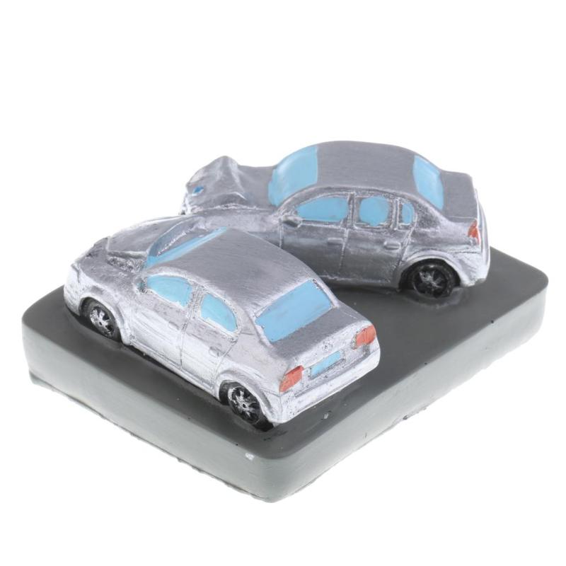 Resin Art Craft Car Accident Scene Crash Car Model Mini Vehicle Figurine Toy