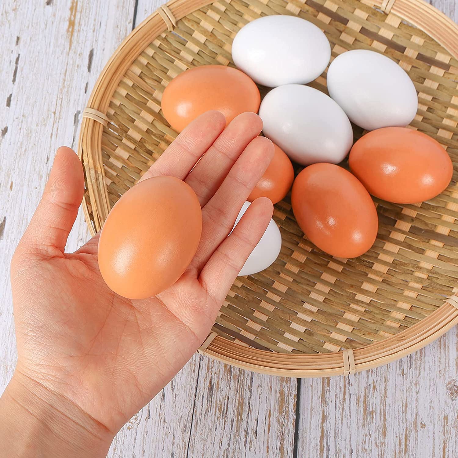 Feildoo 5PCS Plastic Fake Chicken Eggs Poultry Layer Coop Hatching Simulation for DIY Crafts Kids Painting Easter Party Home Decoration -Brown