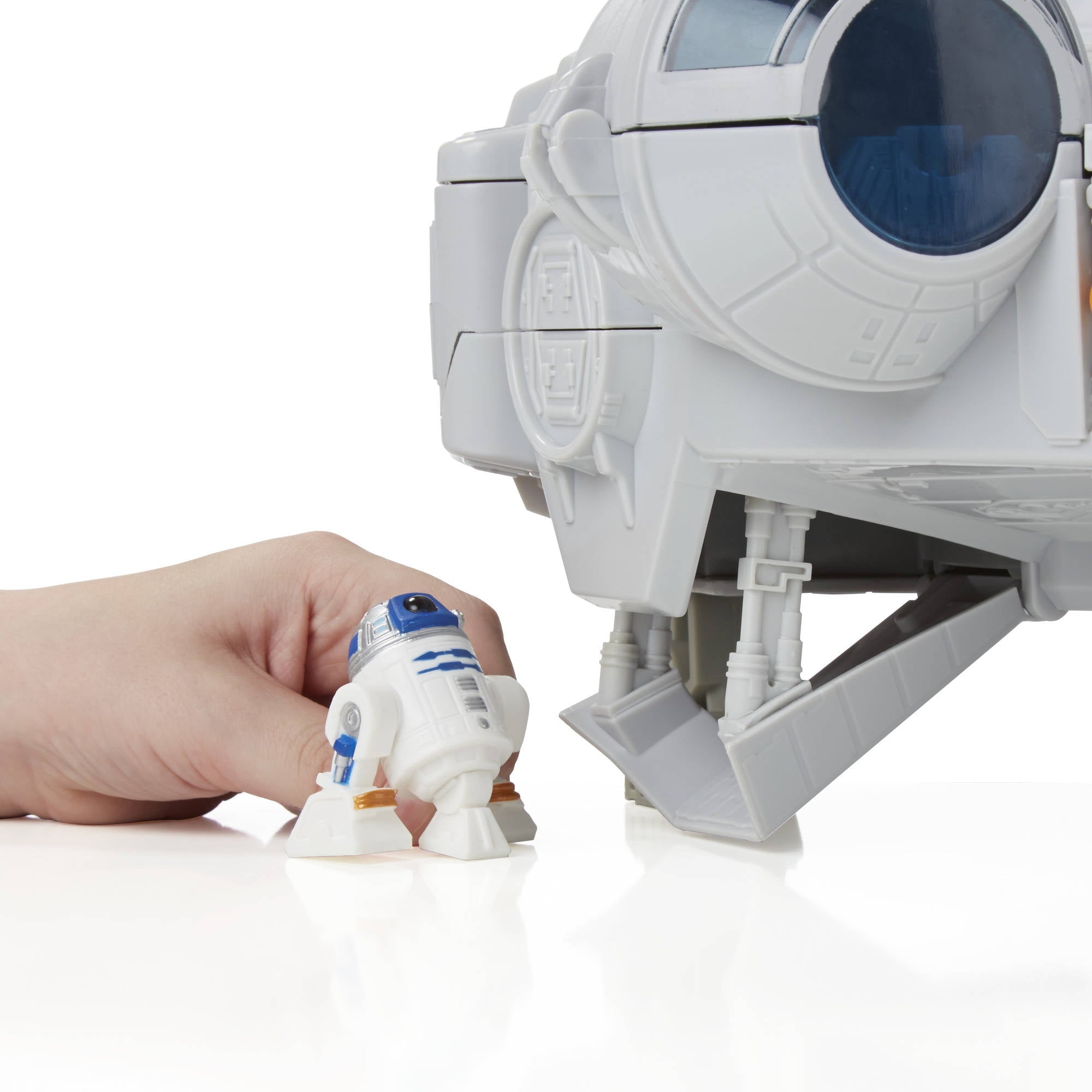 Galactic Heroes Star Wars Millennium Falcon Playset