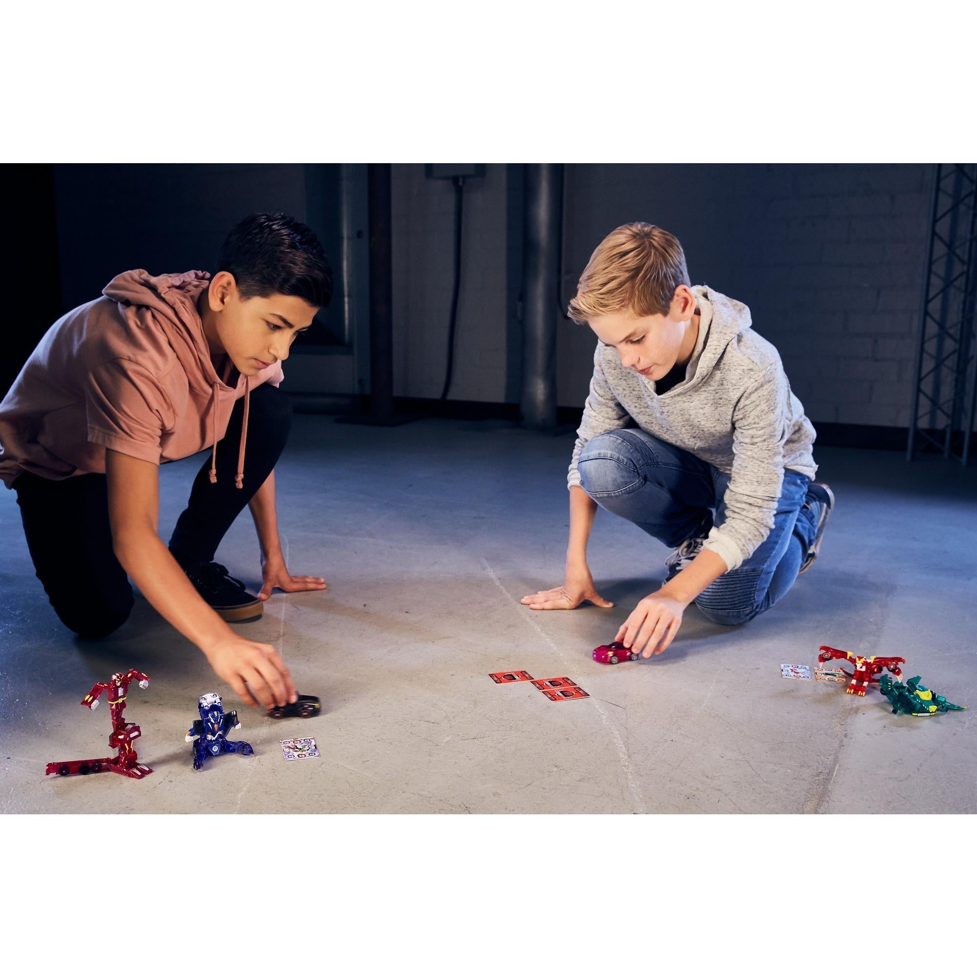 Mecard Venoma Deluxe Mecardimal Figure