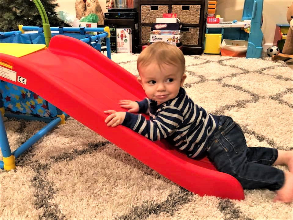 Eezy Peezy Active Climber with Ball Pit