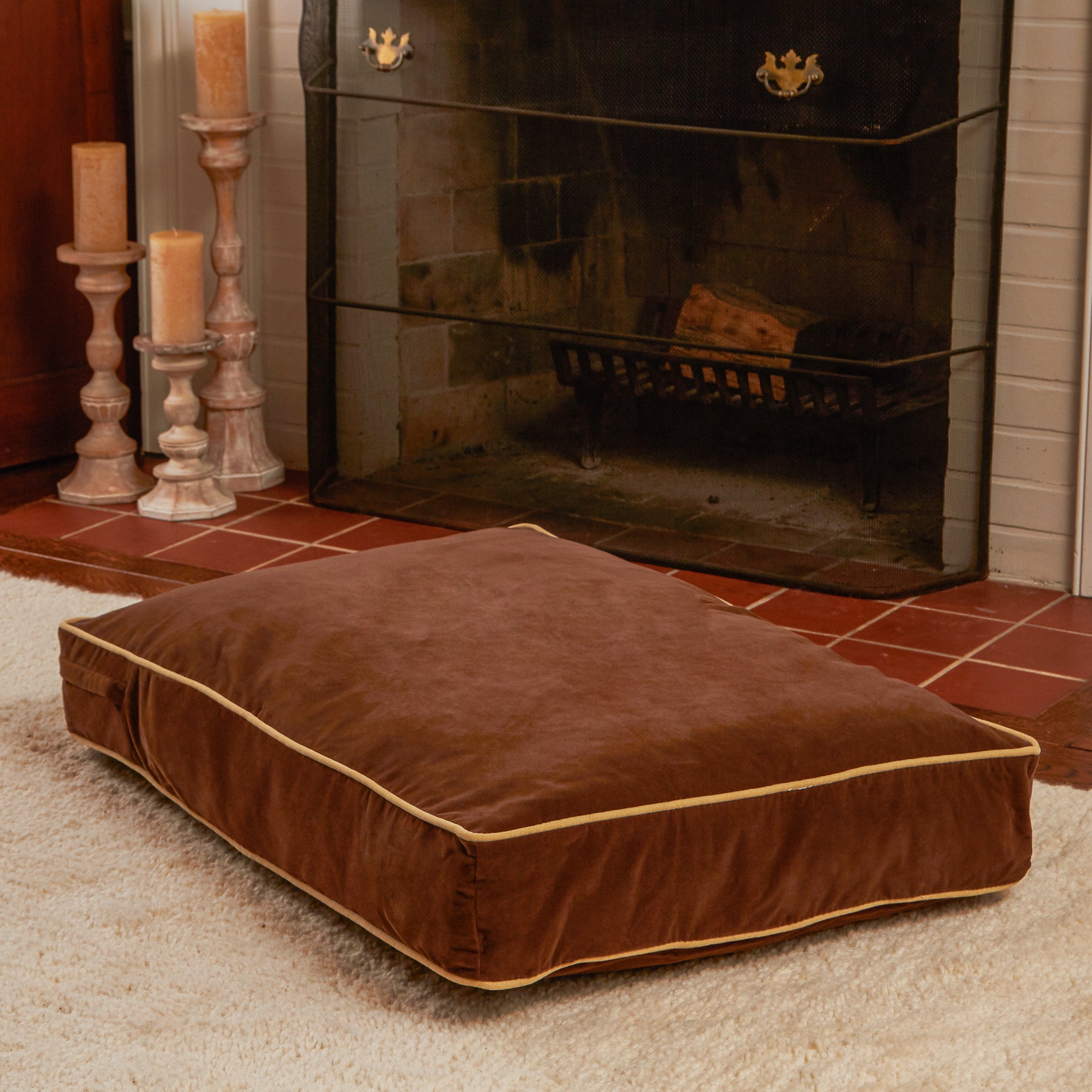 Happy Hounds Buster Rectangle Pillow Style Dog Bed， Cocoa， Small (36 x 24 in.)