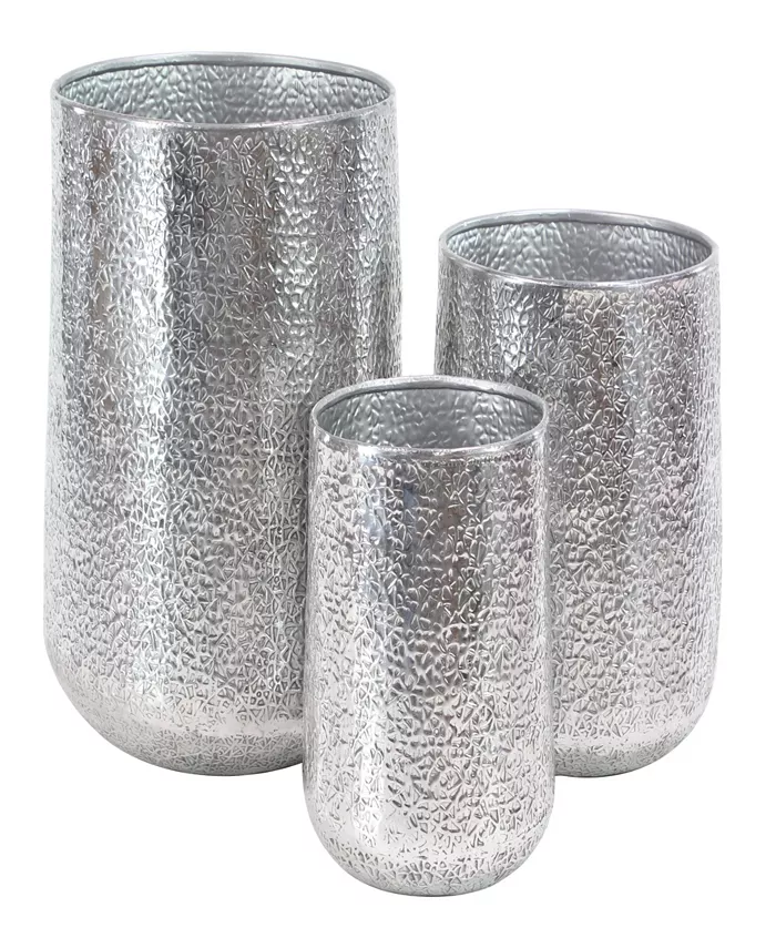 Rosemary Lane Silver-Tone Aluminum Indoor Outdoor Planter with Hammered Design Set of 3