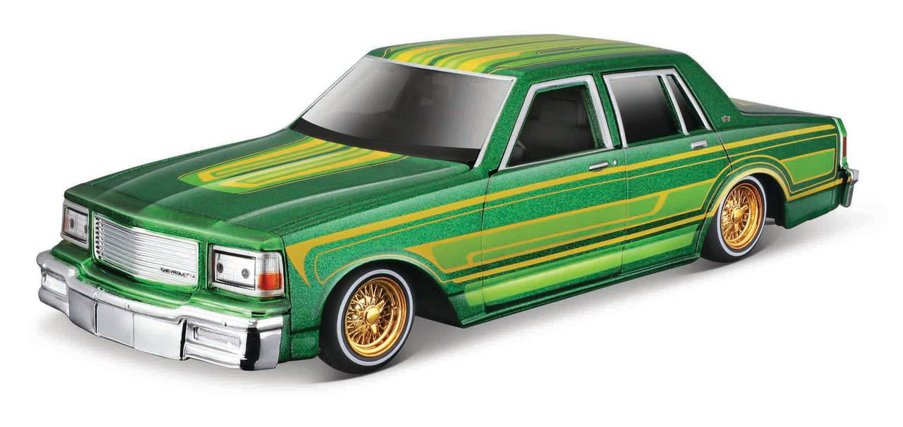 Maisto 1:24 Des Lowrdr 1987 Chevy Caprice Car Play Vehicle