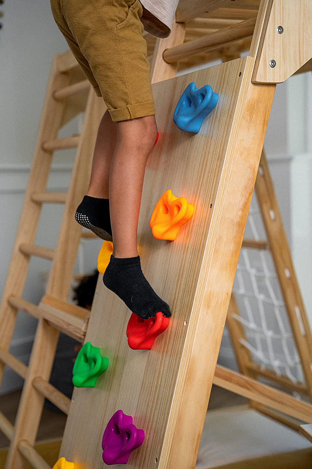 Avenlur Indoor Toddler and Child Indoor Gym Playground Climber - Real Wooden Playset 6-in-1 Slide， Rock Climb Wall， Rope Wall Climbing， Monkey Bars， Swing， Ladder Fun Gym for Children