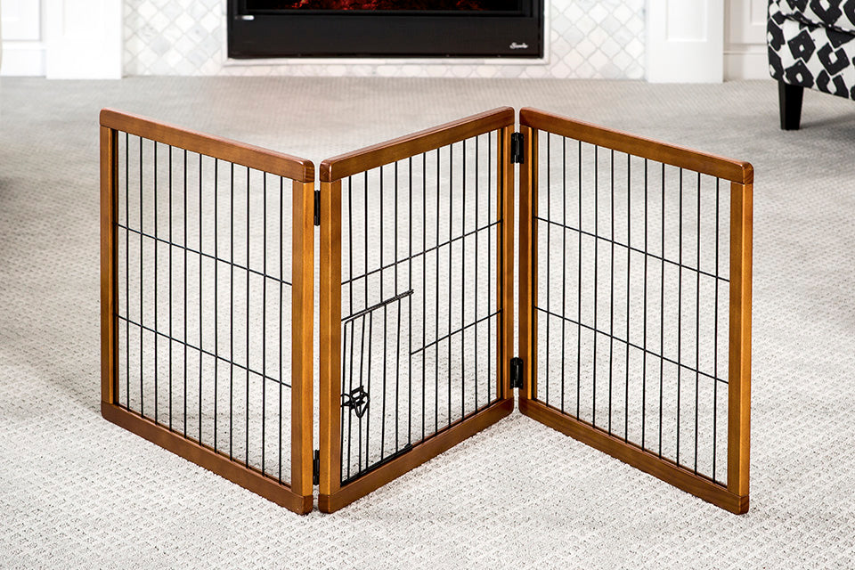 Carlson 3 Panel Freestanding Wooden Dog Gate， Brown， 21