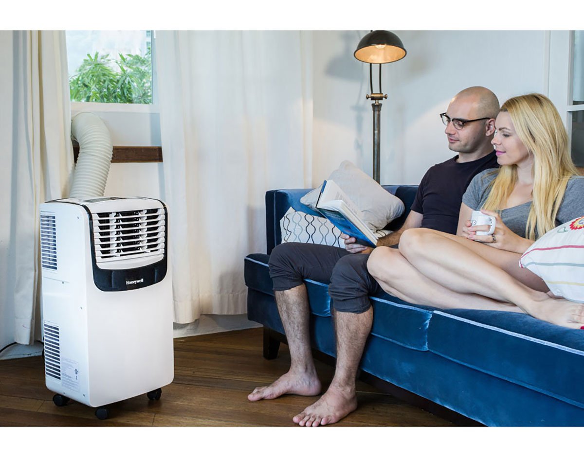 Honeywell 8，000 BTU ASHRAE (4，000 BTU DOE) White/Black Portable Air Conditioner， Dehumidifier and Fan