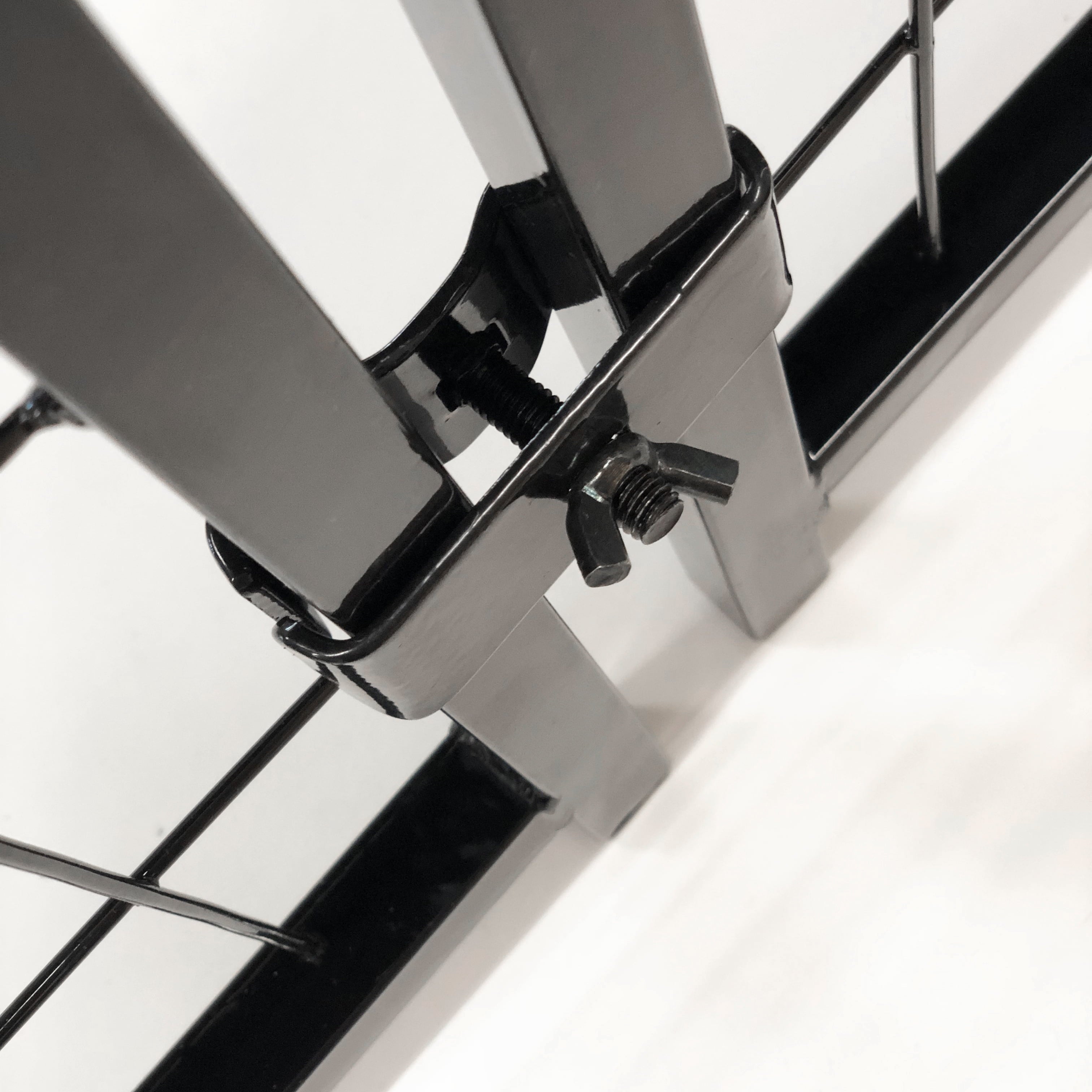 KennelMaster Black Welded Wire Dog Kennel， 72