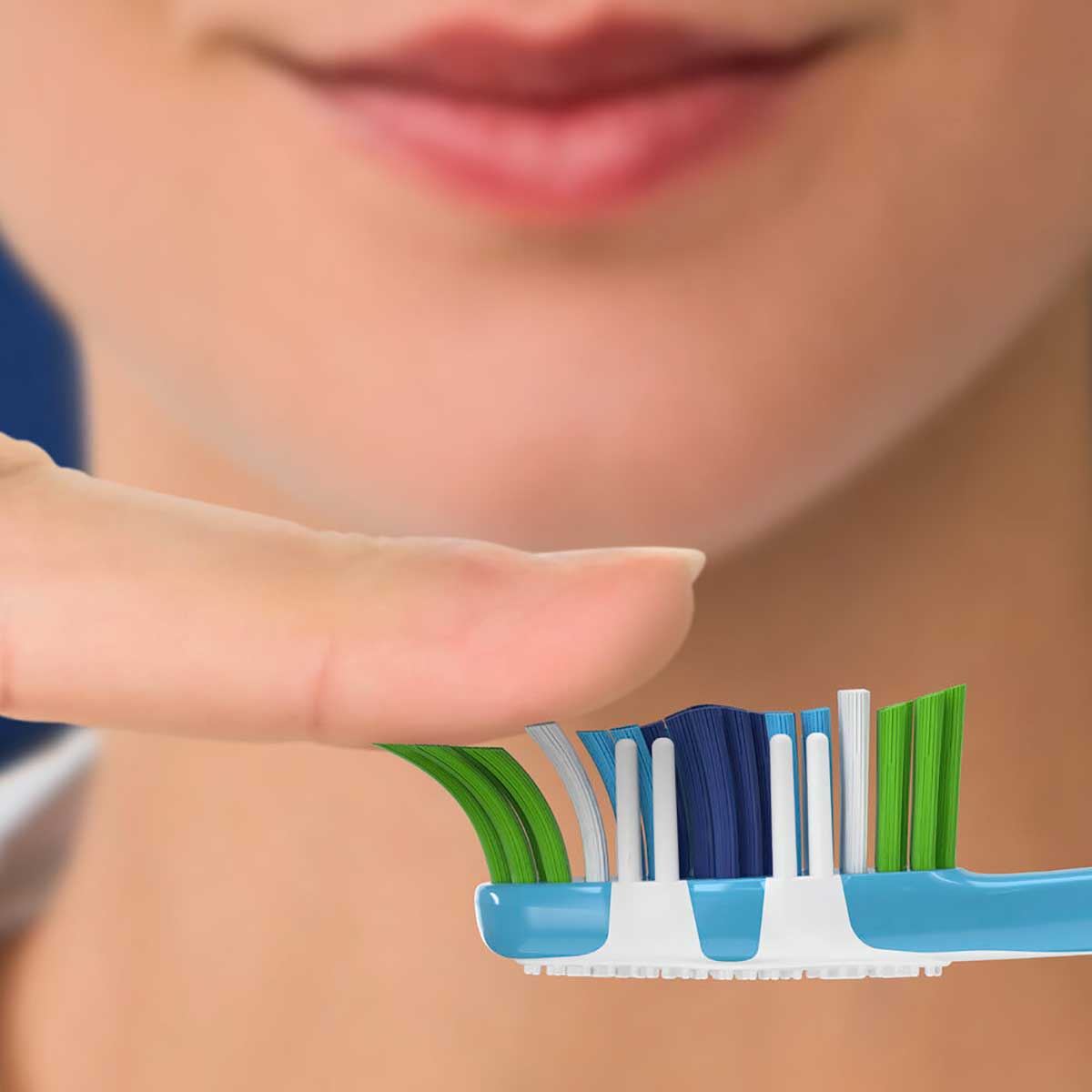 Escova Dental Oral-B 5 Acoes de Limpeza 2 Unidades