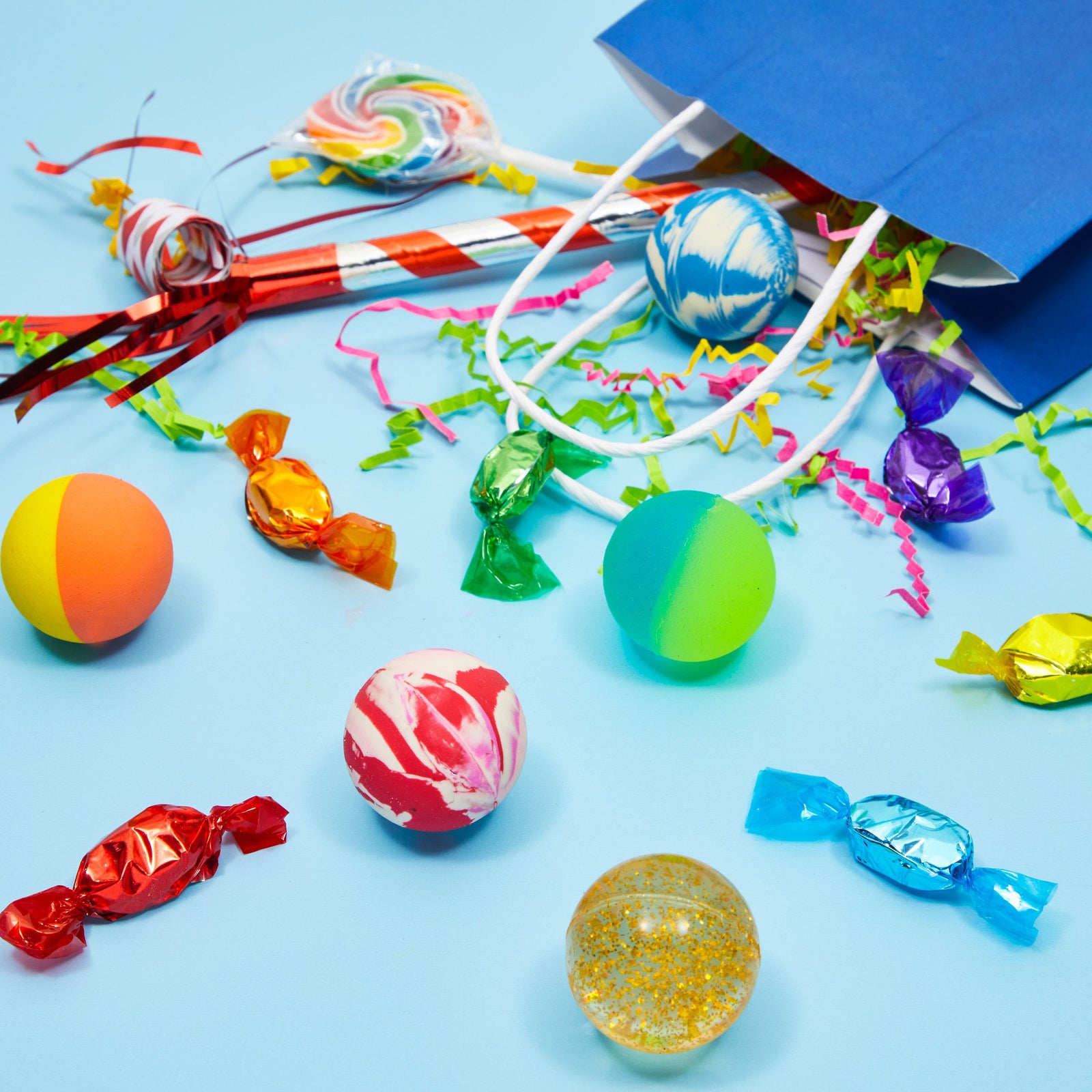 50 Count Bulk Super Bouncy Ball Party Favors For Kids Birthday Party， Multicolor， 1.5 in