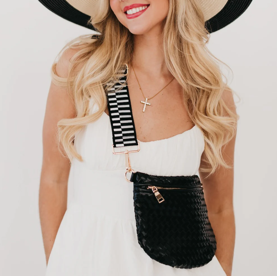 PRE-ORDER Westlyn Woven Bum Bag shipping apx 4/30