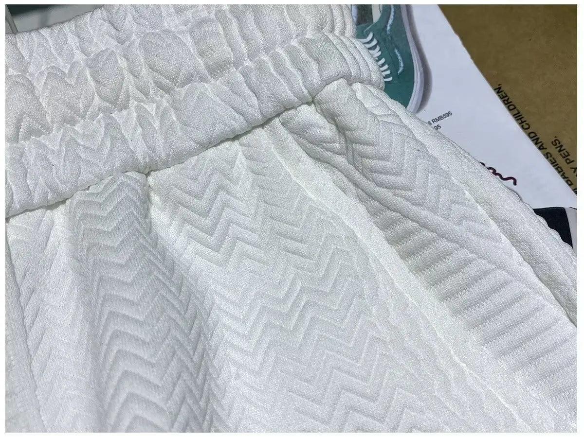 Shorts Elegance™ / Curta o Verão Com Estilo: Shorts Elegance, a Peça-Chave do Seu Guarda-Roupa