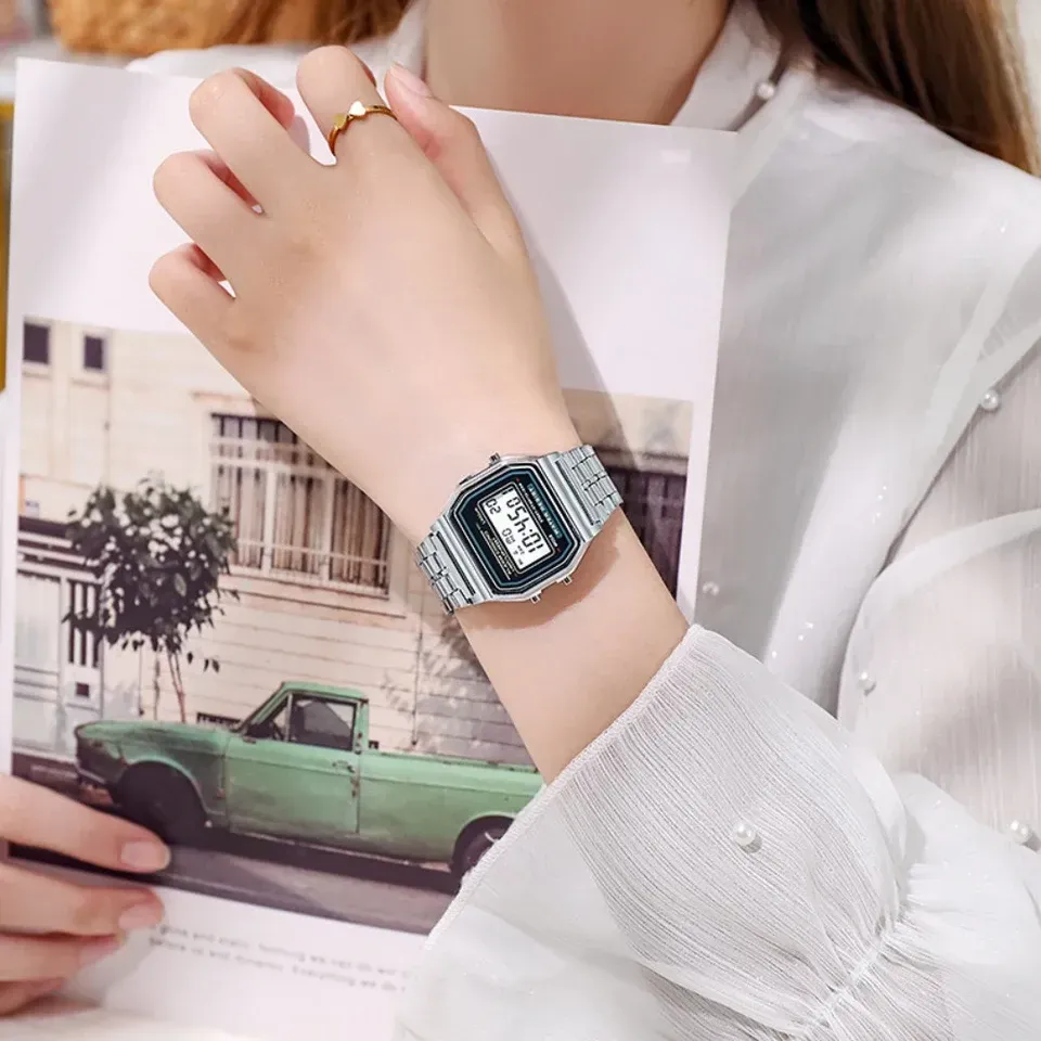 LIUYANGTIAN Elegant Digital Watch For Women Gold Silver Stainless Steel Business Ladies Electronic Wrist Watches Man Clock Zegarek Damski