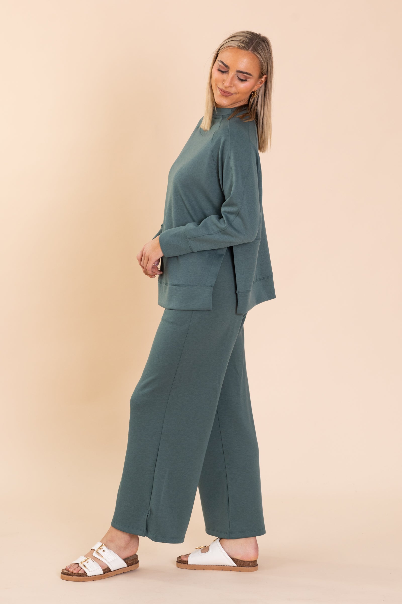 Ash Jade Scuba Round Neck Pullover With Side Slit