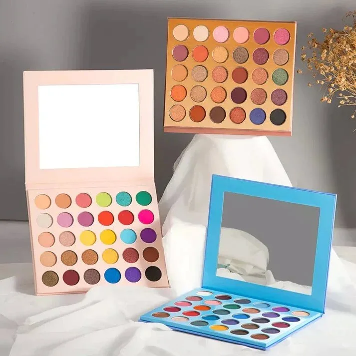 Private Label 30 Color Eyeshadow Highly Pigmented Eye Shadow
