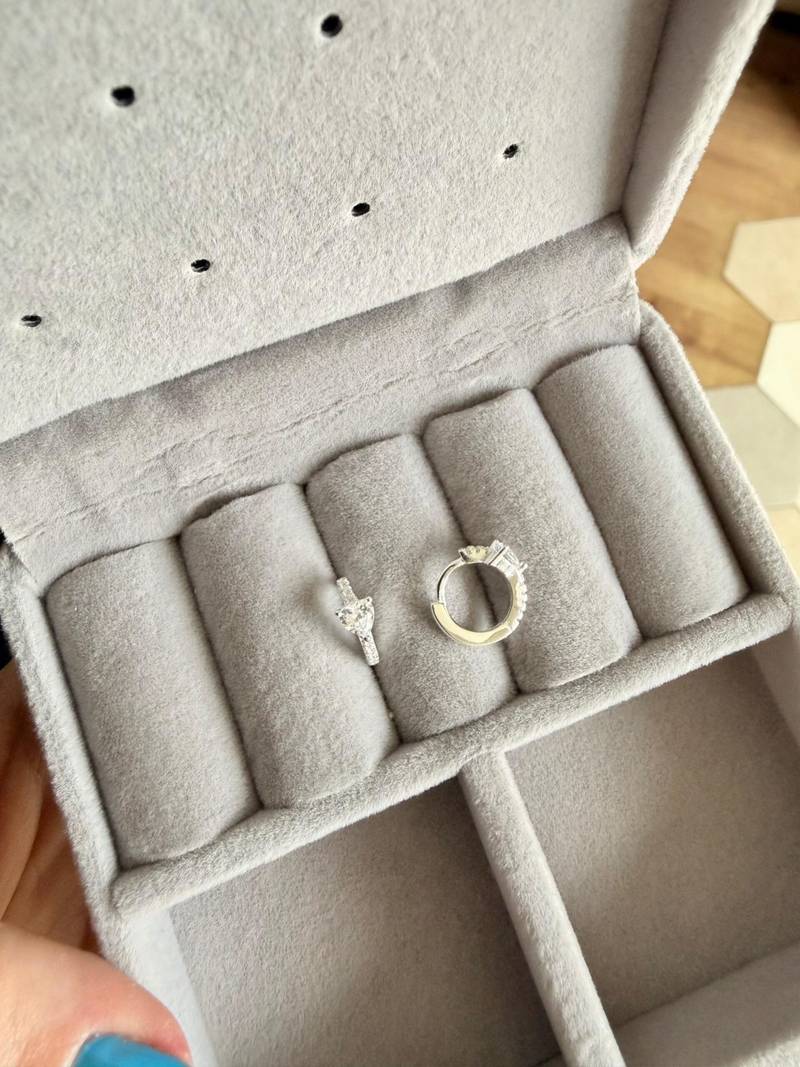 Argola Toda Cravej. C/ Coração Em Zircônia