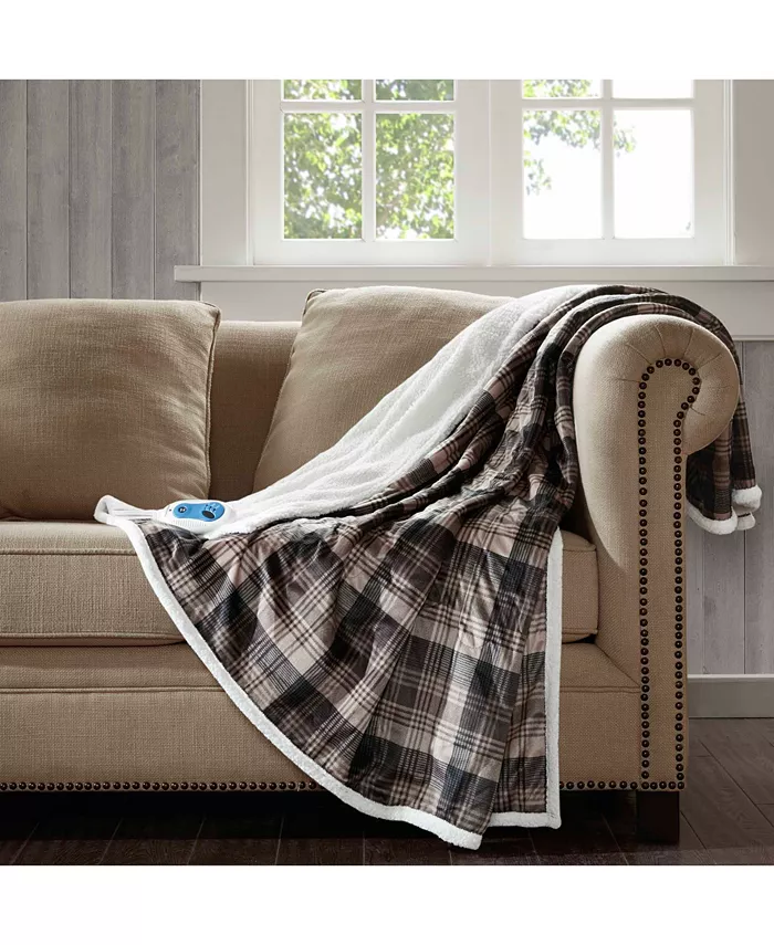 Woolrich Tasha Plaid Electric Reversible Faux-Fur to Berber Throw， 60