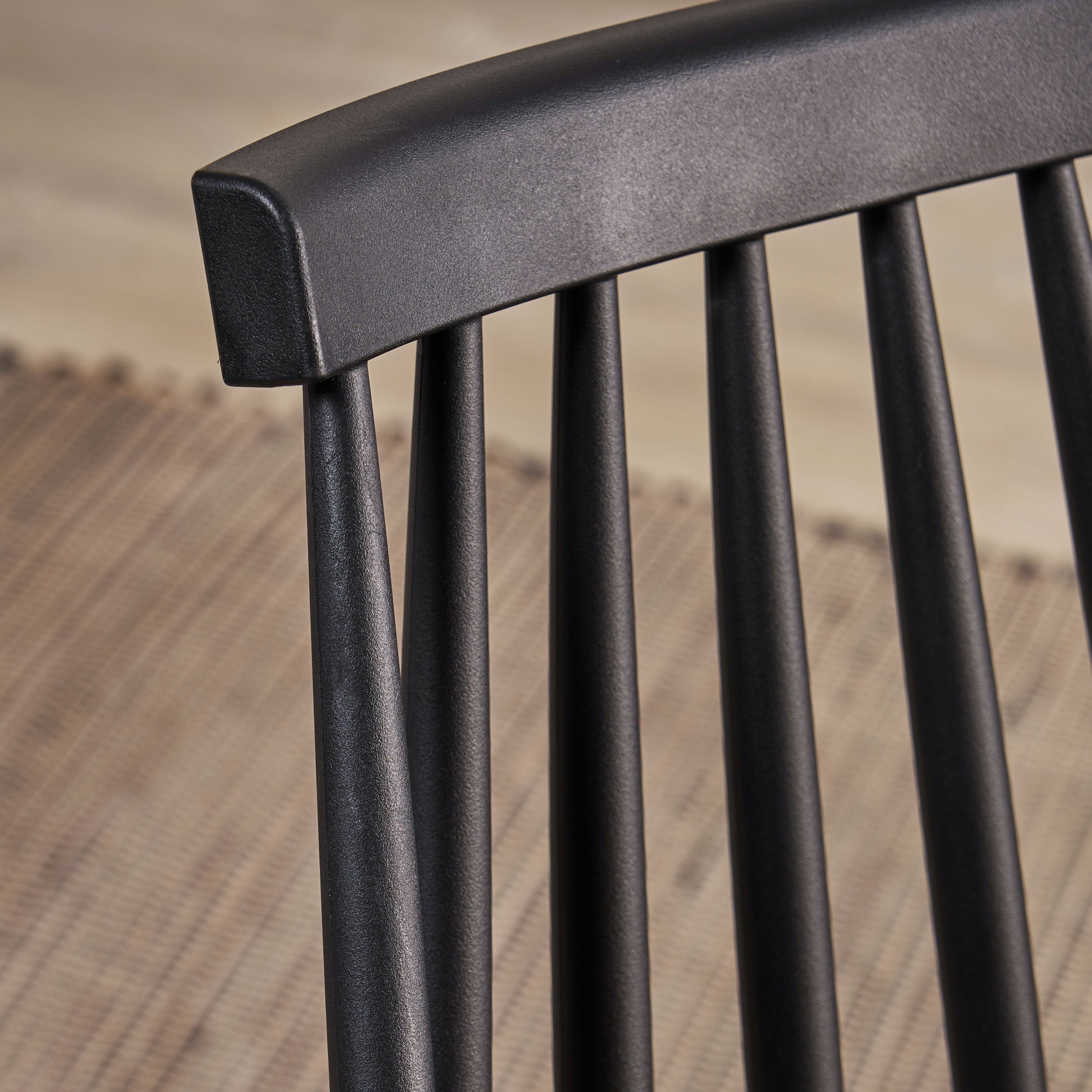 Phoebe Hume Farmhouse Spindle-Back Dining Chair (Set of 2)