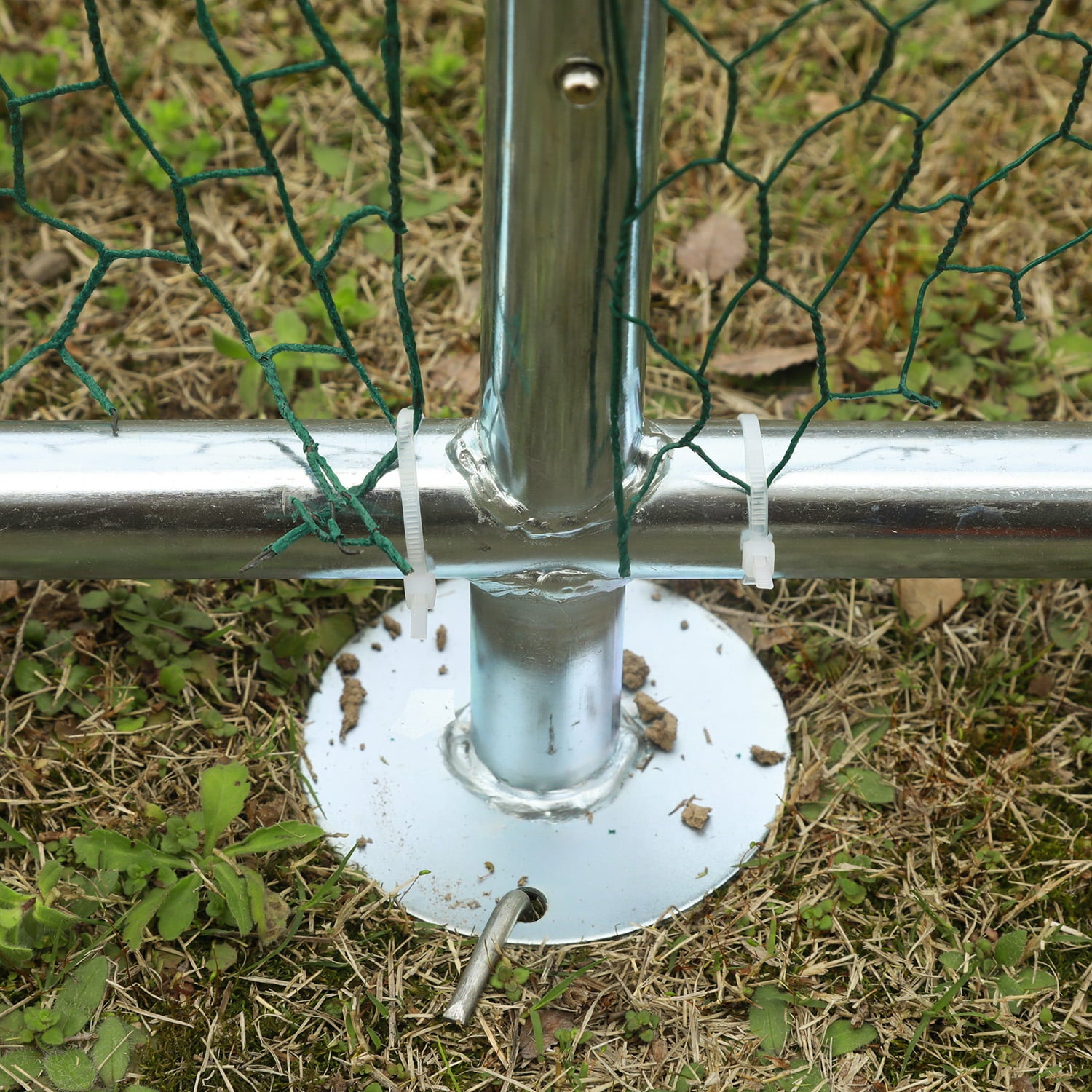 10'x10' Outdoor Heavy Duty Chicken Coops Walk in Metal Chicken Cages Large Pets Raise Crate Protector Poultry Rabbit House with Waterproof Cover Backyard