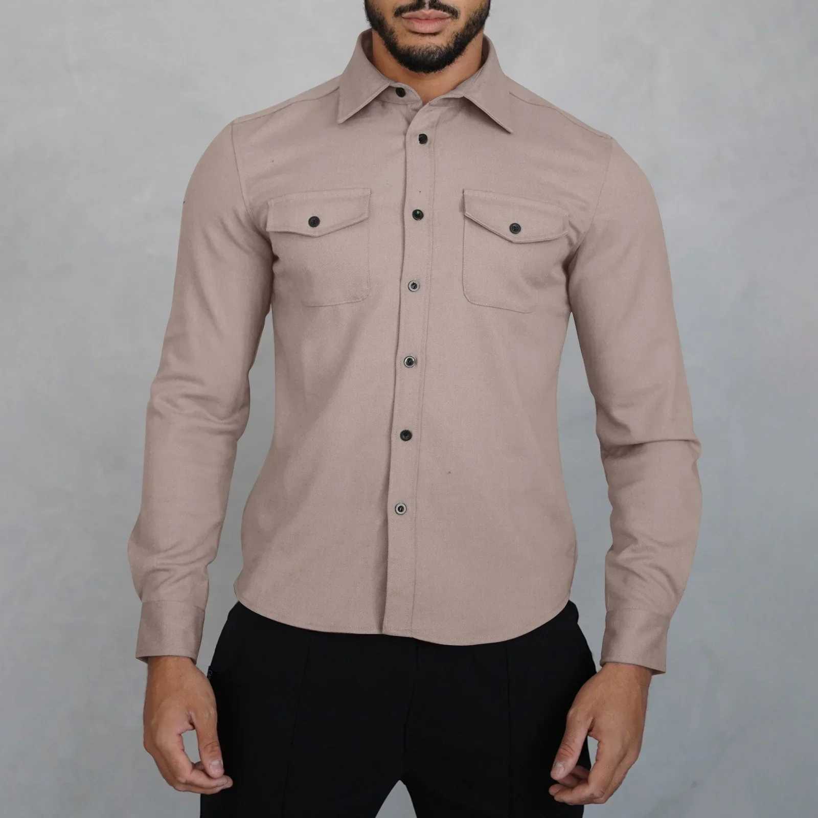 SobreCamisa Julius™ Estilo Overshirt em Lapela / A Escolha Certa para Homens de Atitude!