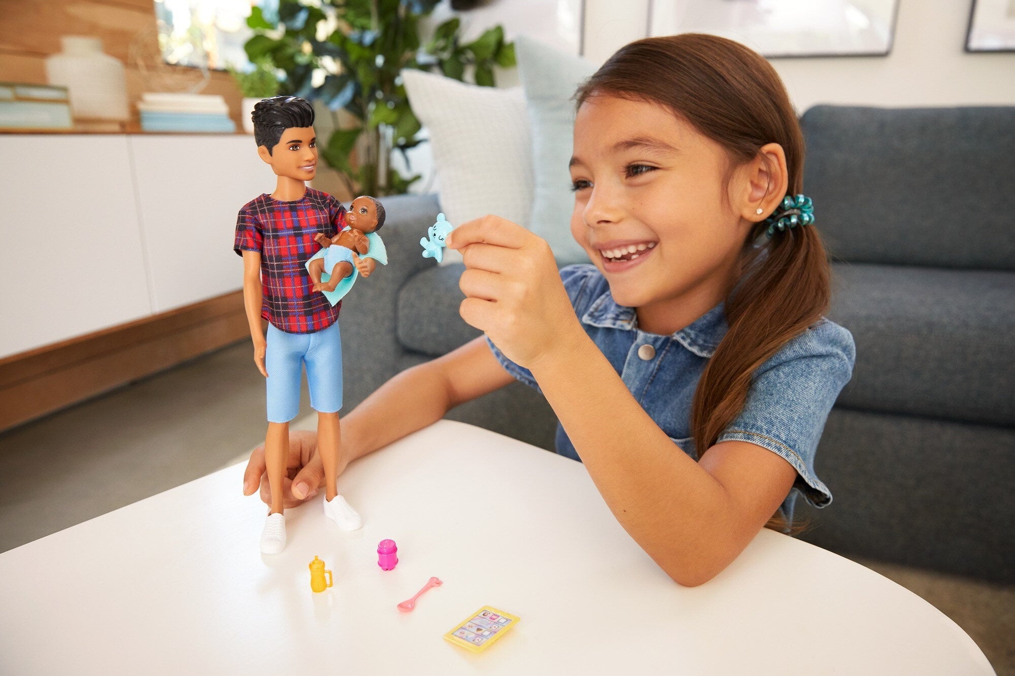 Barbie Skipper Babysitters Inc Dolls & Accessories, Small Brunette Boy & Baby Dolls, 4 Themed Pieces