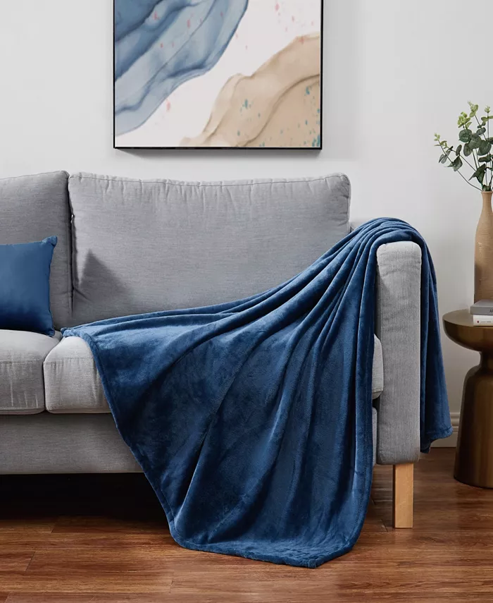 Cannon Solid Plush Throw， 60