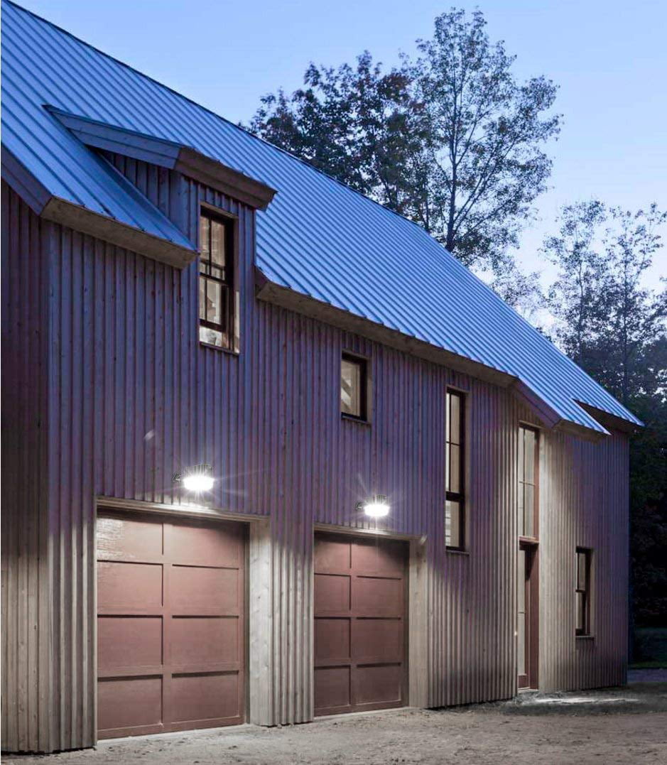 Dusk to Dawn Barn Light， LED 80W Security Lights， 800W Equivalent， 5000K Daylight