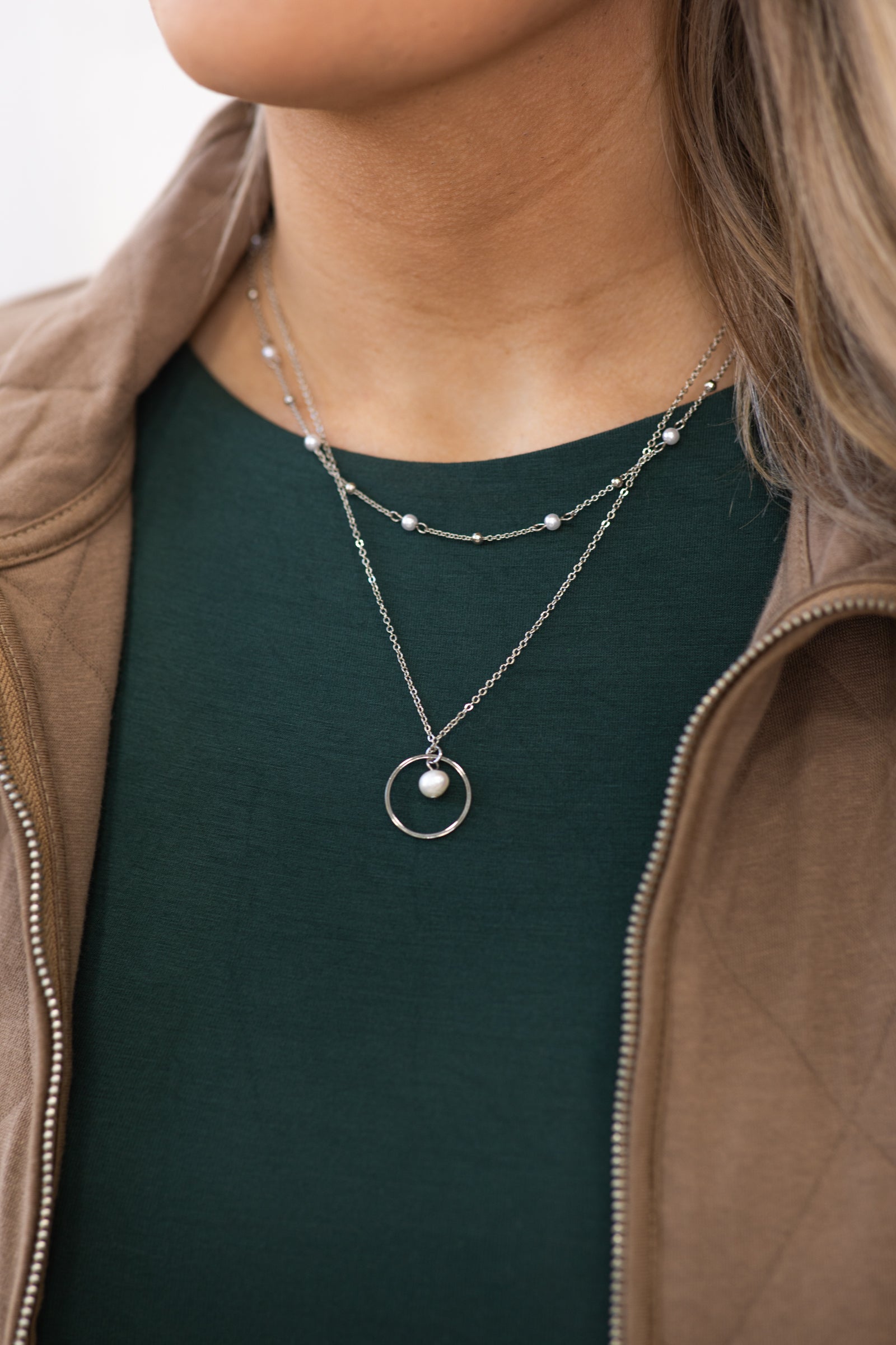 Silver Double Layer Necklace With Pearls