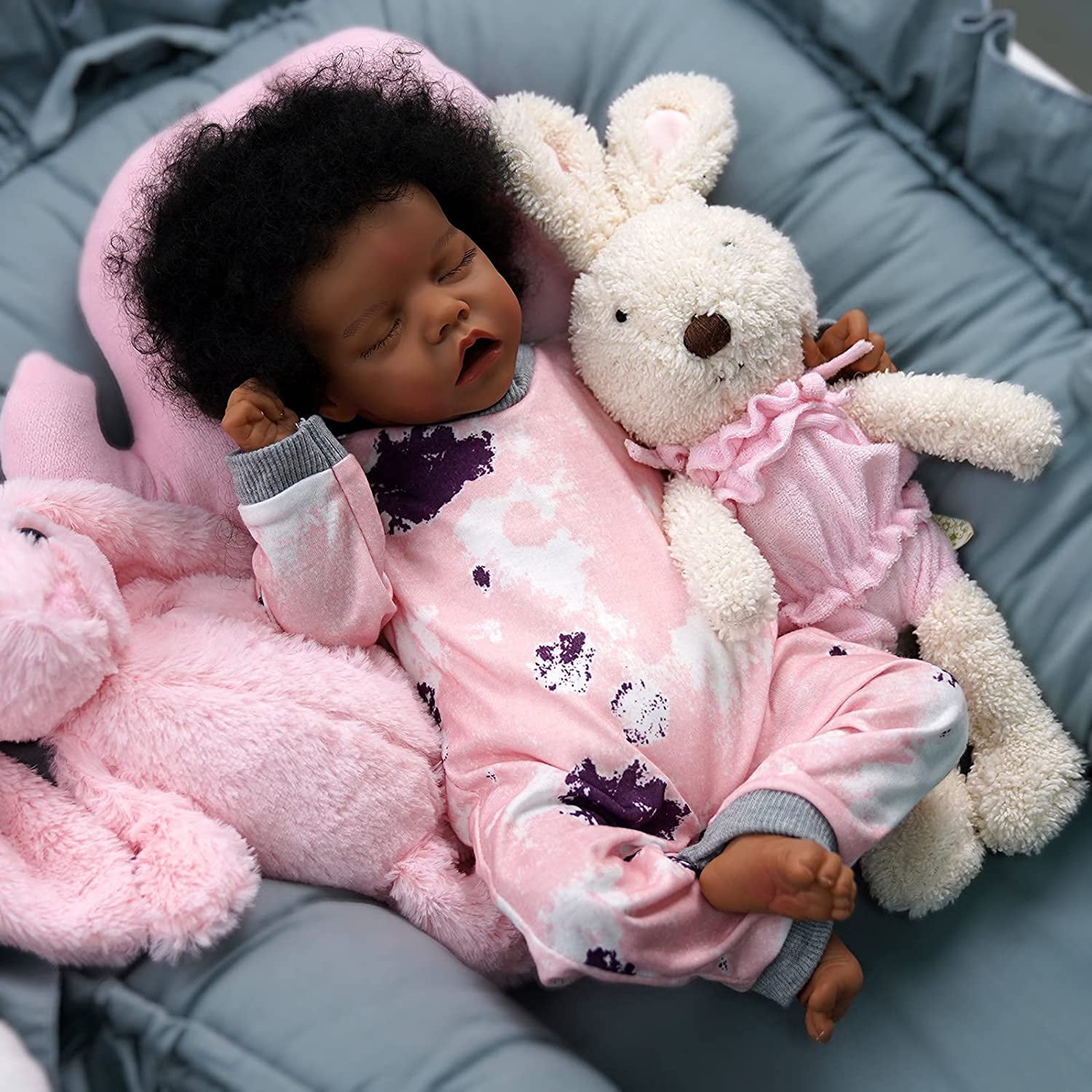 Reborn Baby Dolls Black 17 inch Realistic Newborn Baby Dolls African American Real Life Baby Dolls Cloth Body for Kids Age 3+