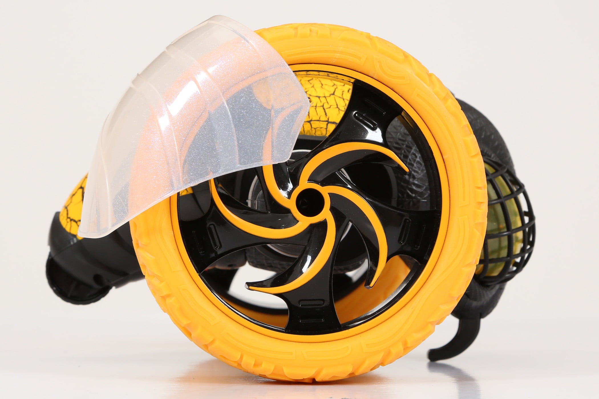 New Bright Stunt 10 inch Tumblebee Lights and Sound Battery Radio Control Toy， 3718U-2Y