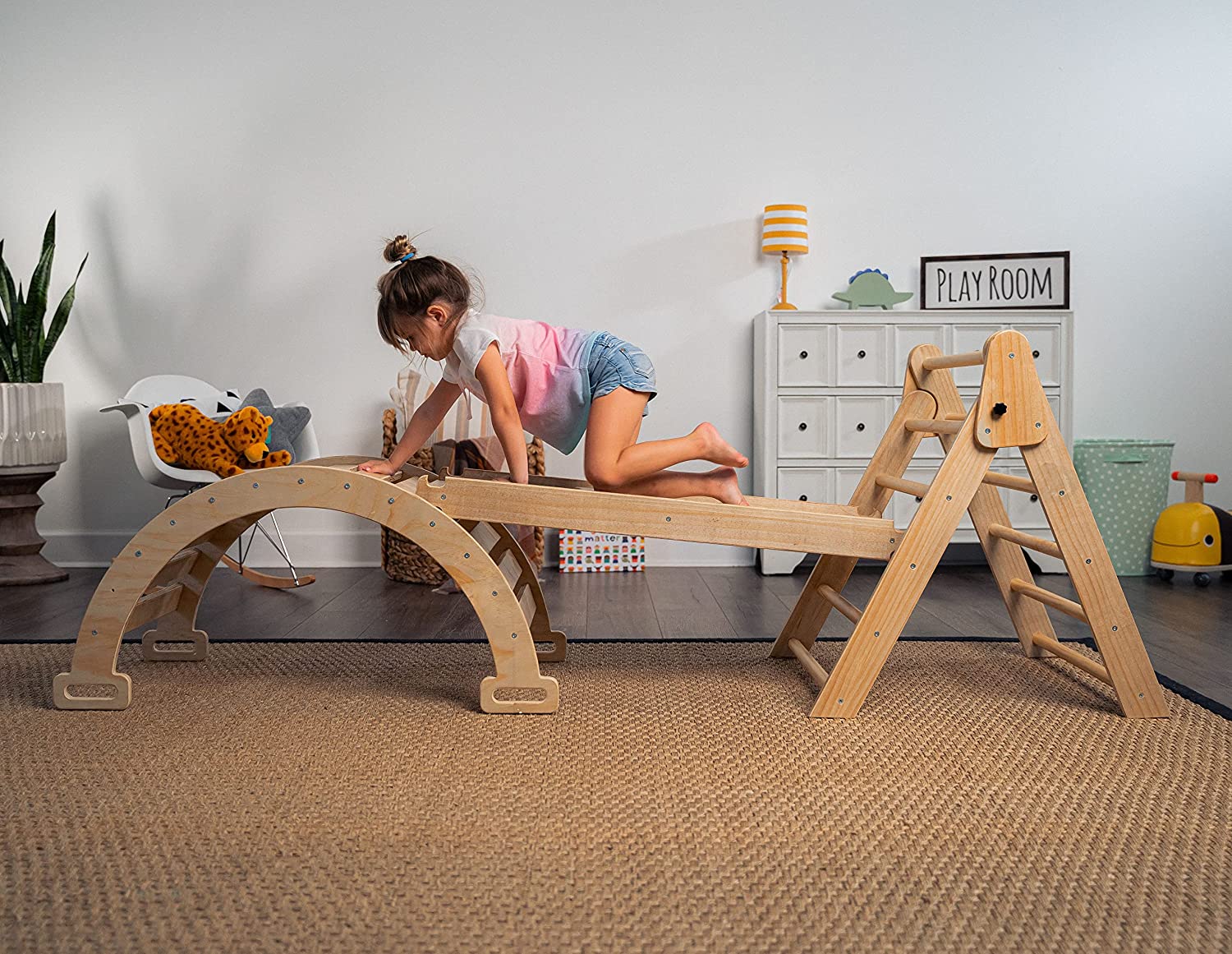 Lavinya Indoor Gym Playset 4-in-1 Foldable Triangle Ladder， Rock Climbing Ramp， Montessori Set Arch Climber， Rocker， Learning Waldorf Children Toy Structure， Playground for Toddlers and Kids 18m-6yrs