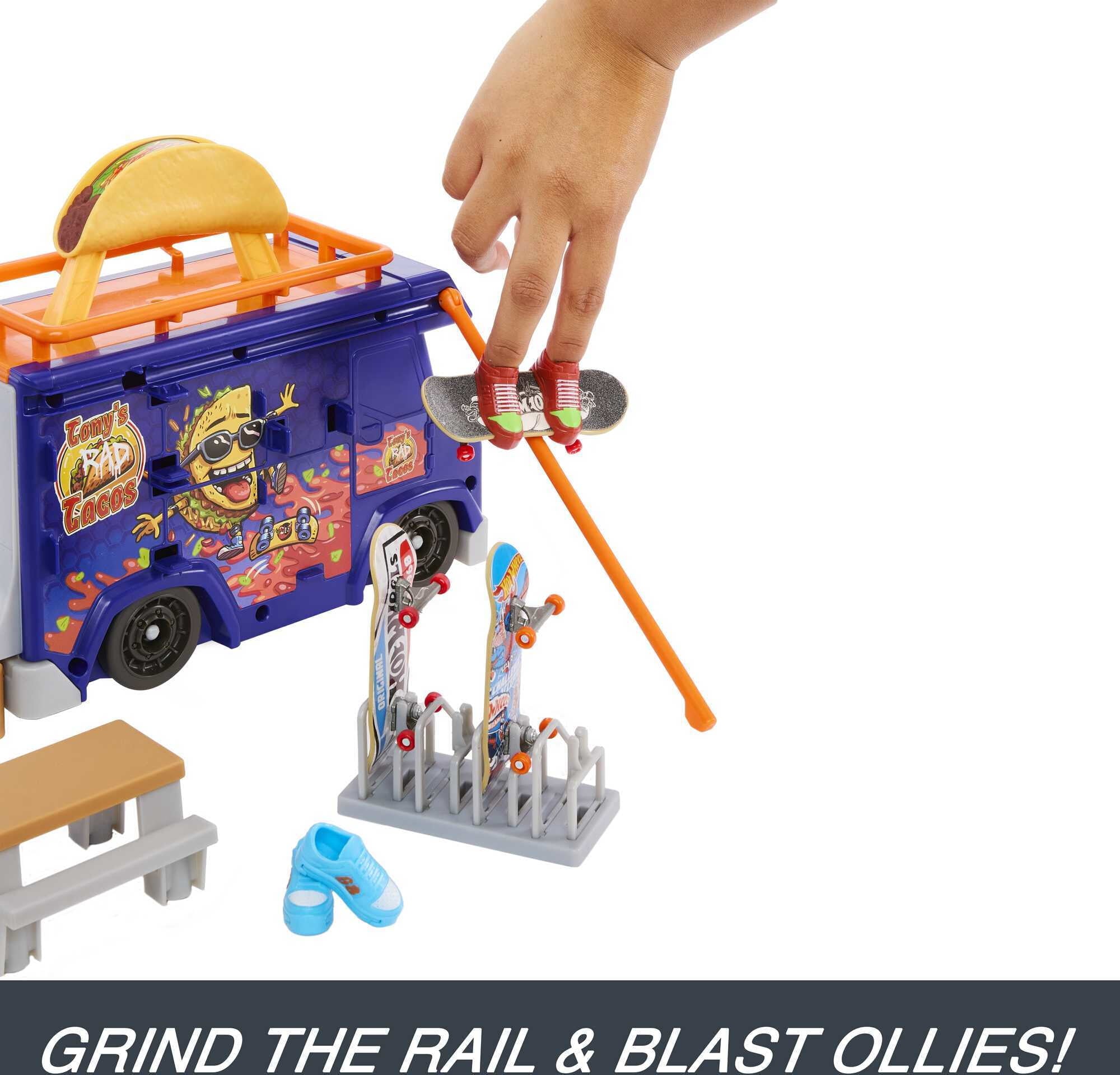 Hot Wheels Skate Taco Truck with 1 Exclusive Fingerboard and Pair of Skate Shoes